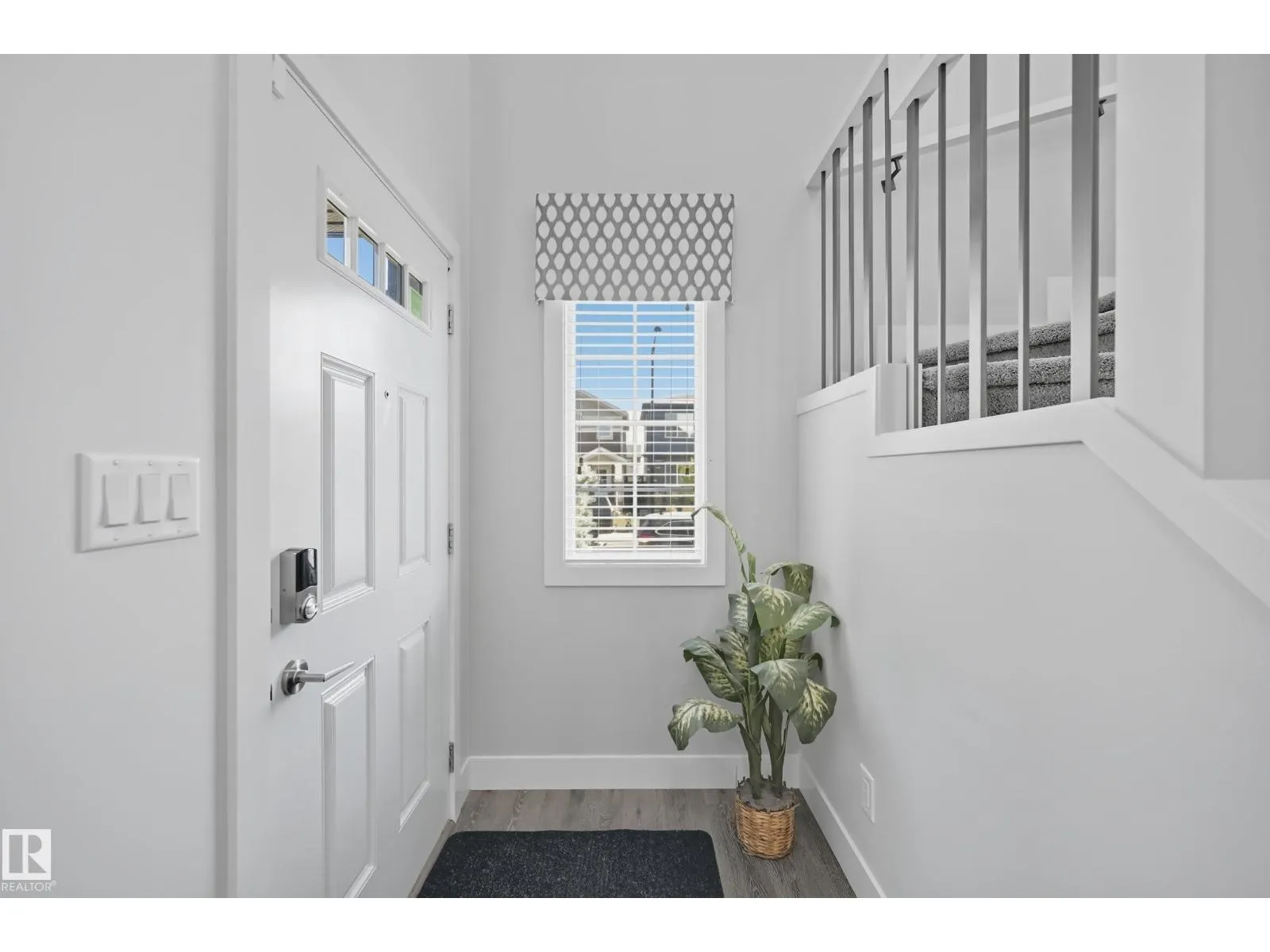 22103 87 AV NW