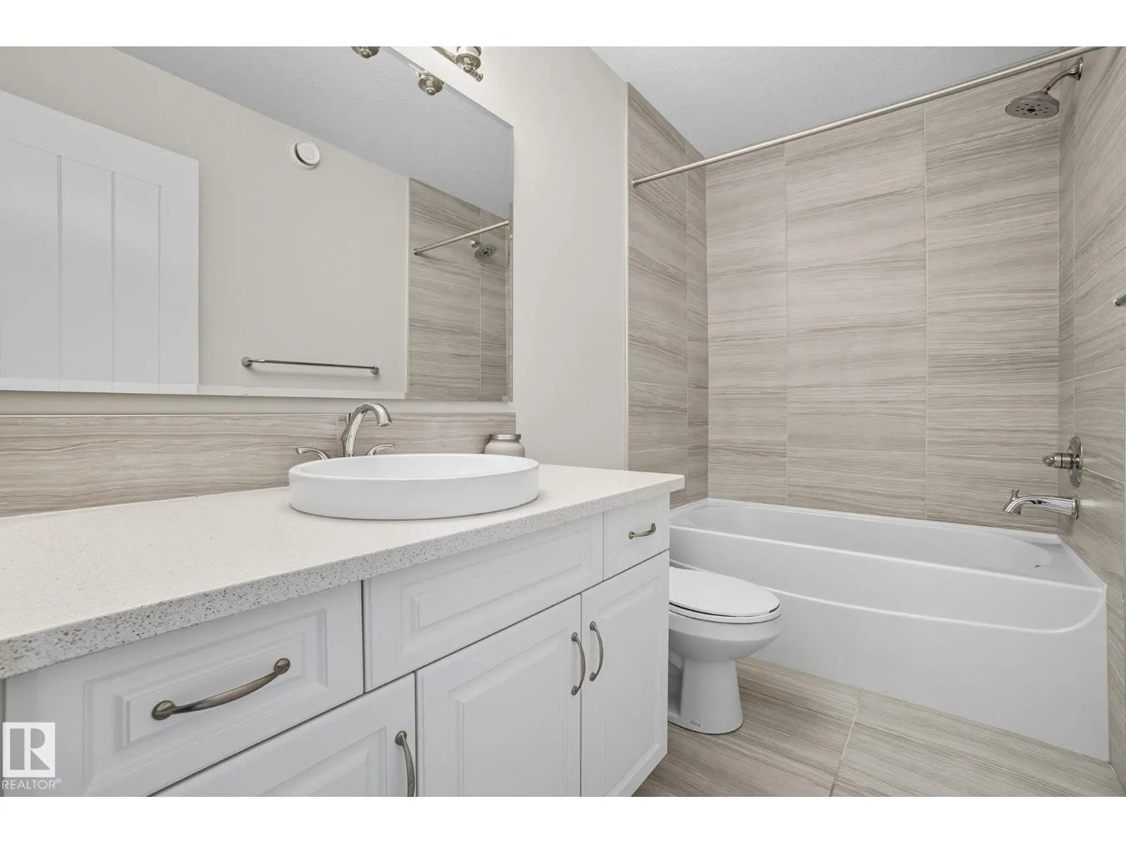 2824 KIRKLAND BA SW