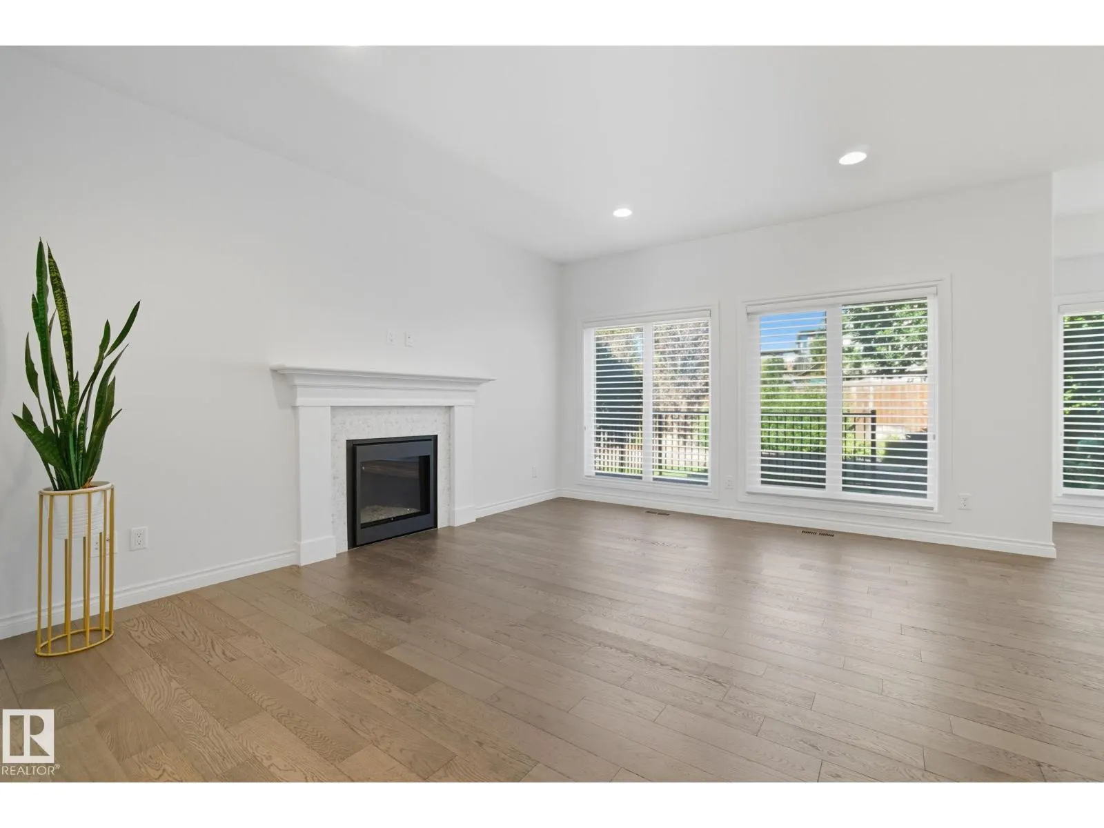 2824 KIRKLAND BA SW