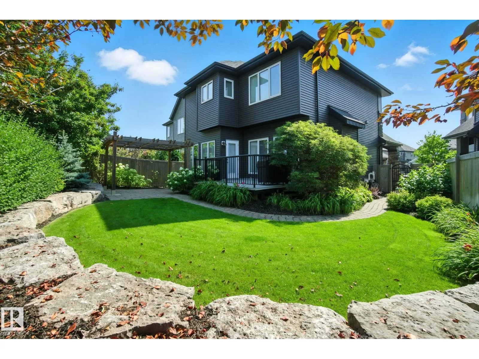 2824 KIRKLAND BA SW