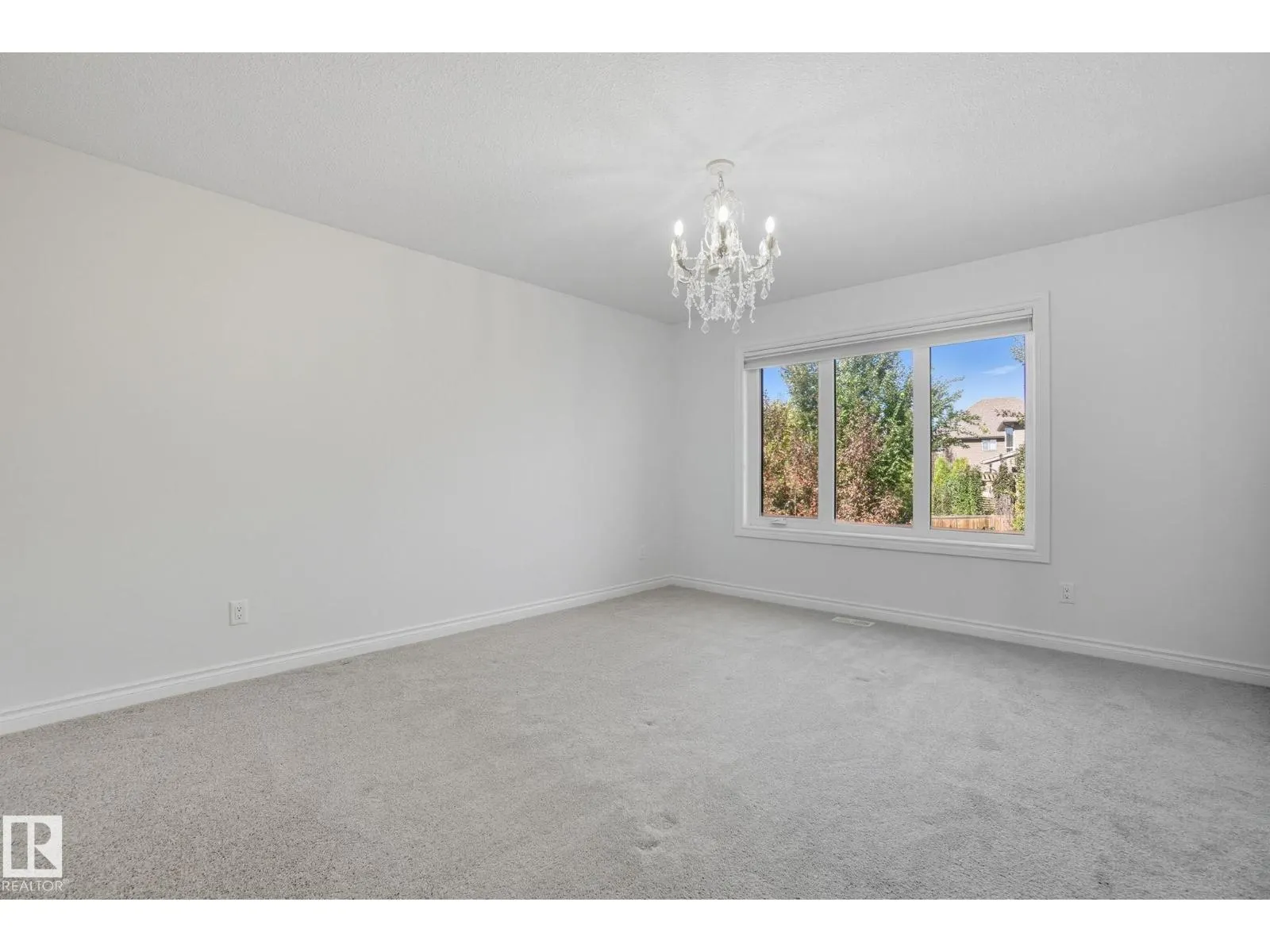 2824 KIRKLAND BA SW