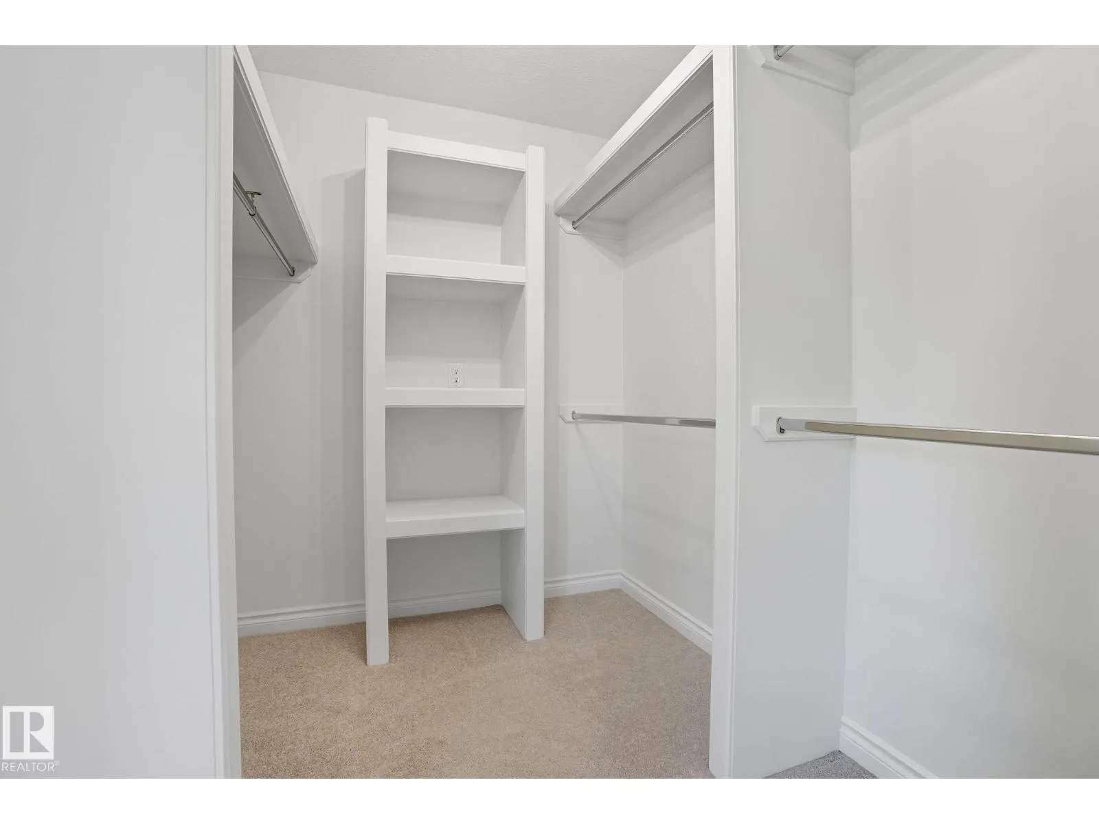 2824 KIRKLAND BA SW