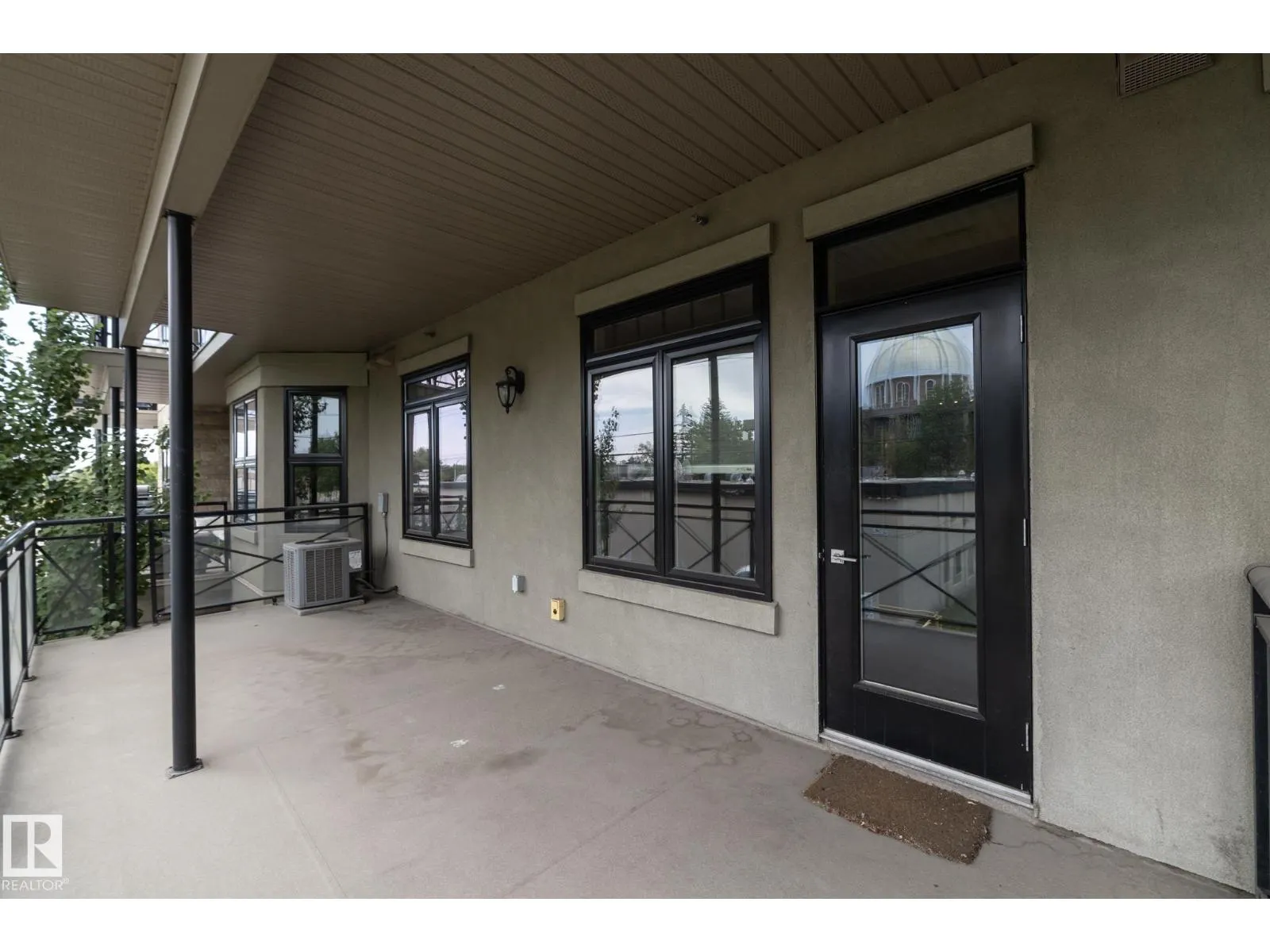 #213 10811 72 AV NW