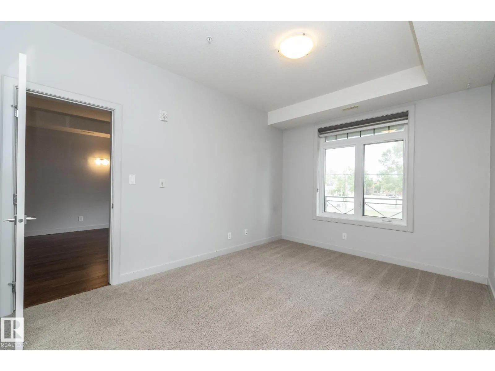 #213 10811 72 AV NW