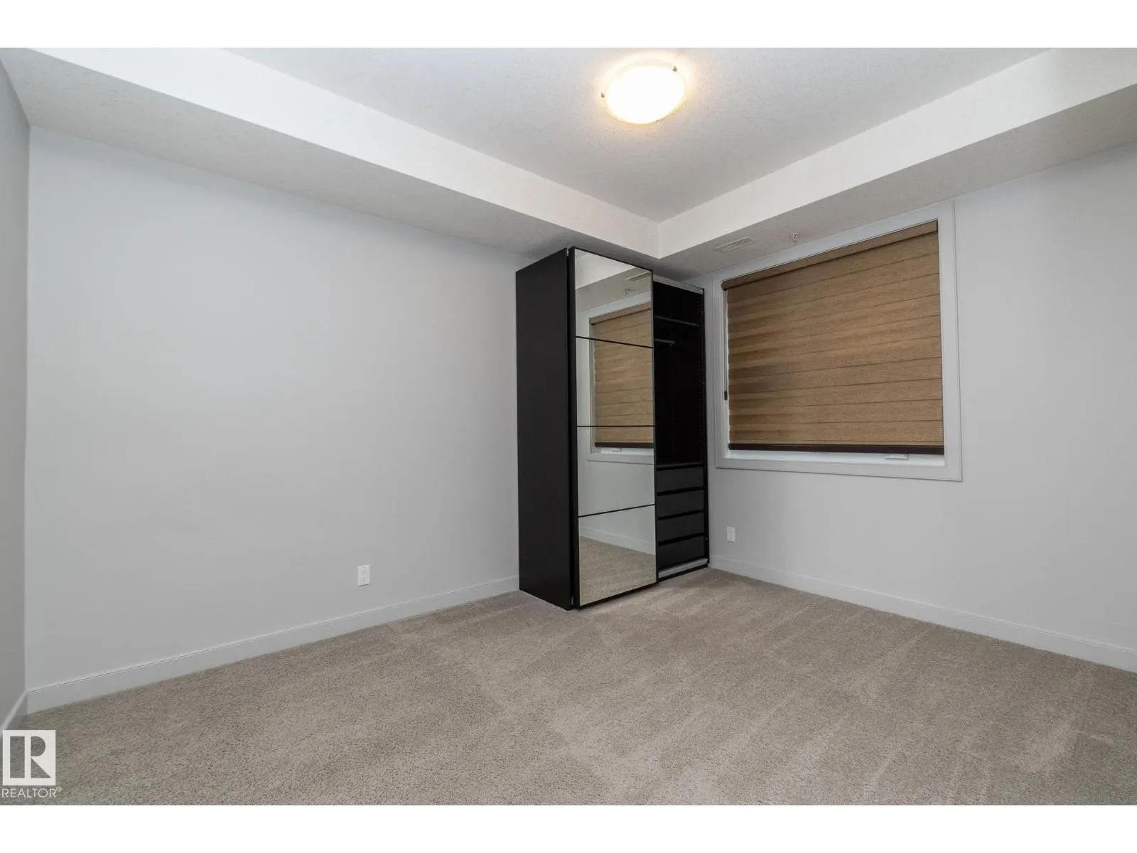 #213 10811 72 AV NW