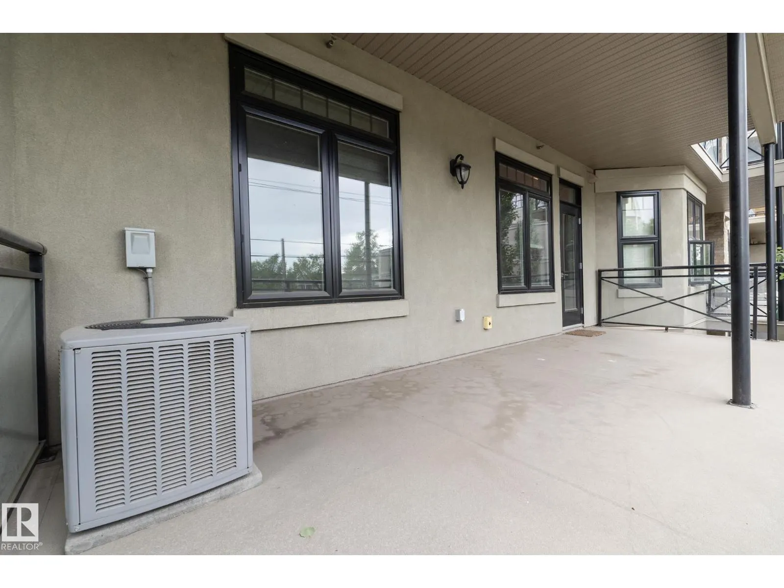 #213 10811 72 AV NW