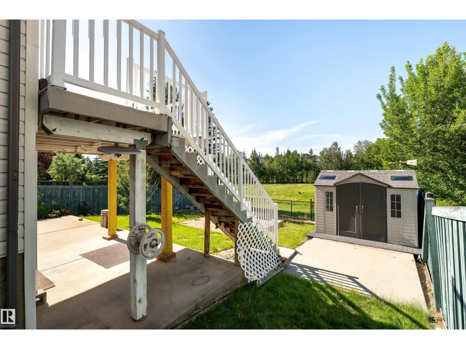 1027 GRAHAM CO NW