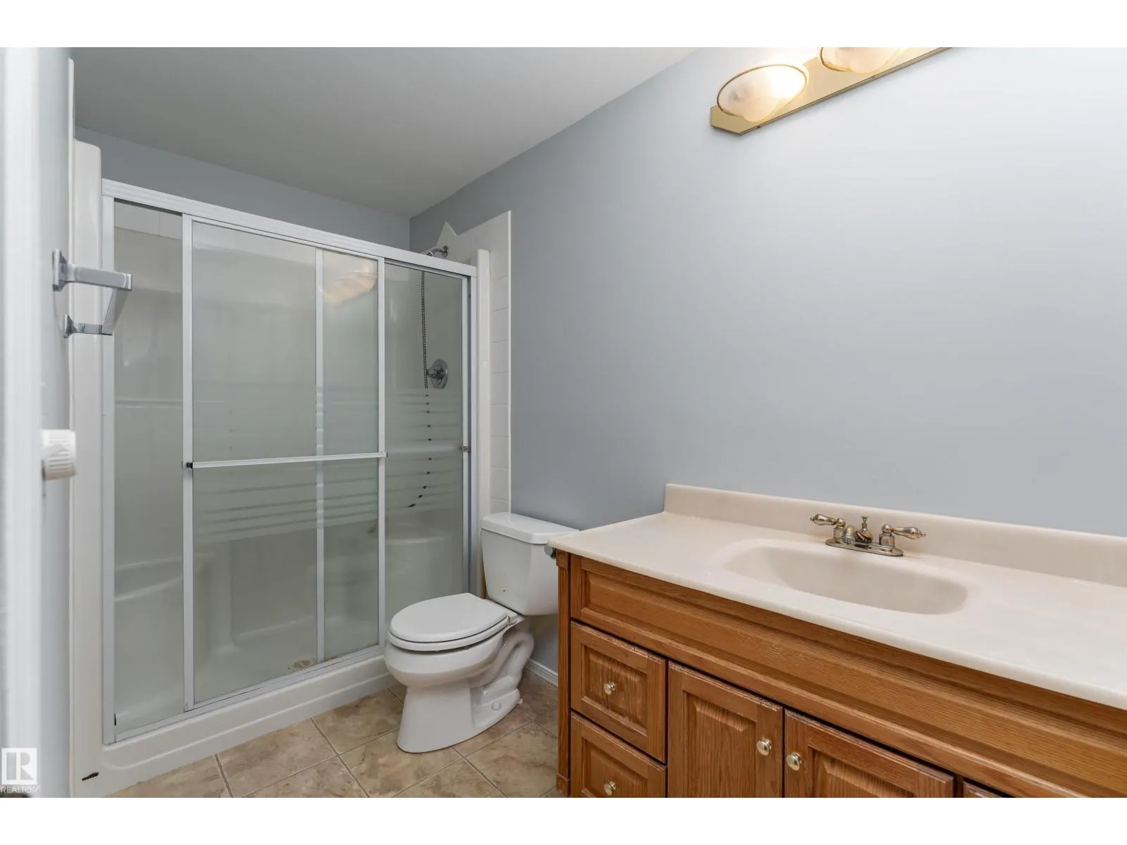 1027 GRAHAM CO NW