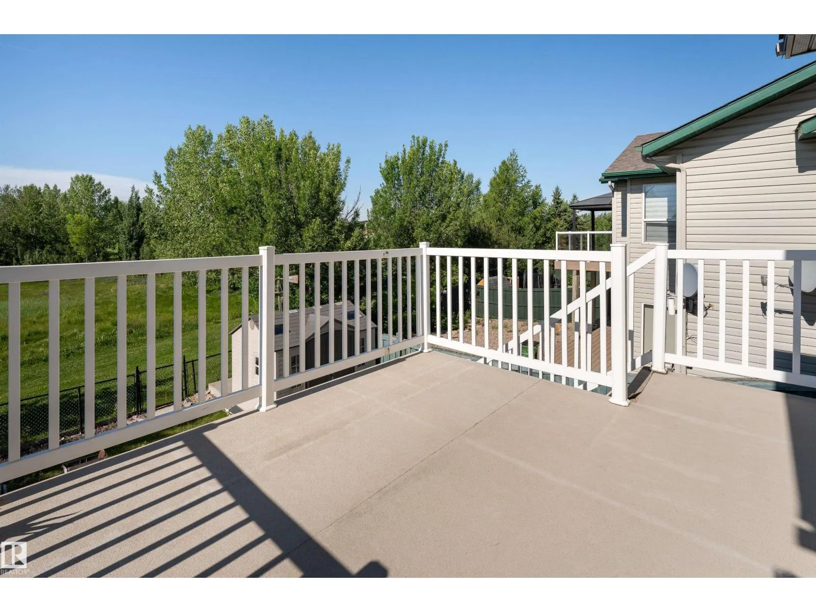 1027 GRAHAM CO NW
