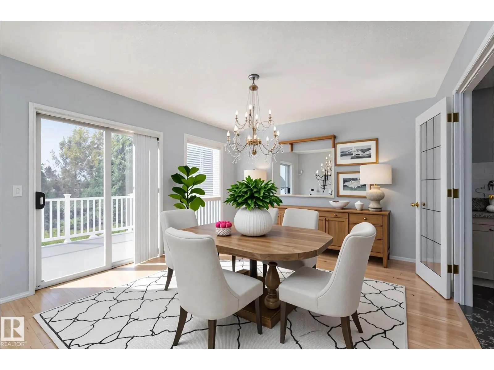 1027 GRAHAM CO NW