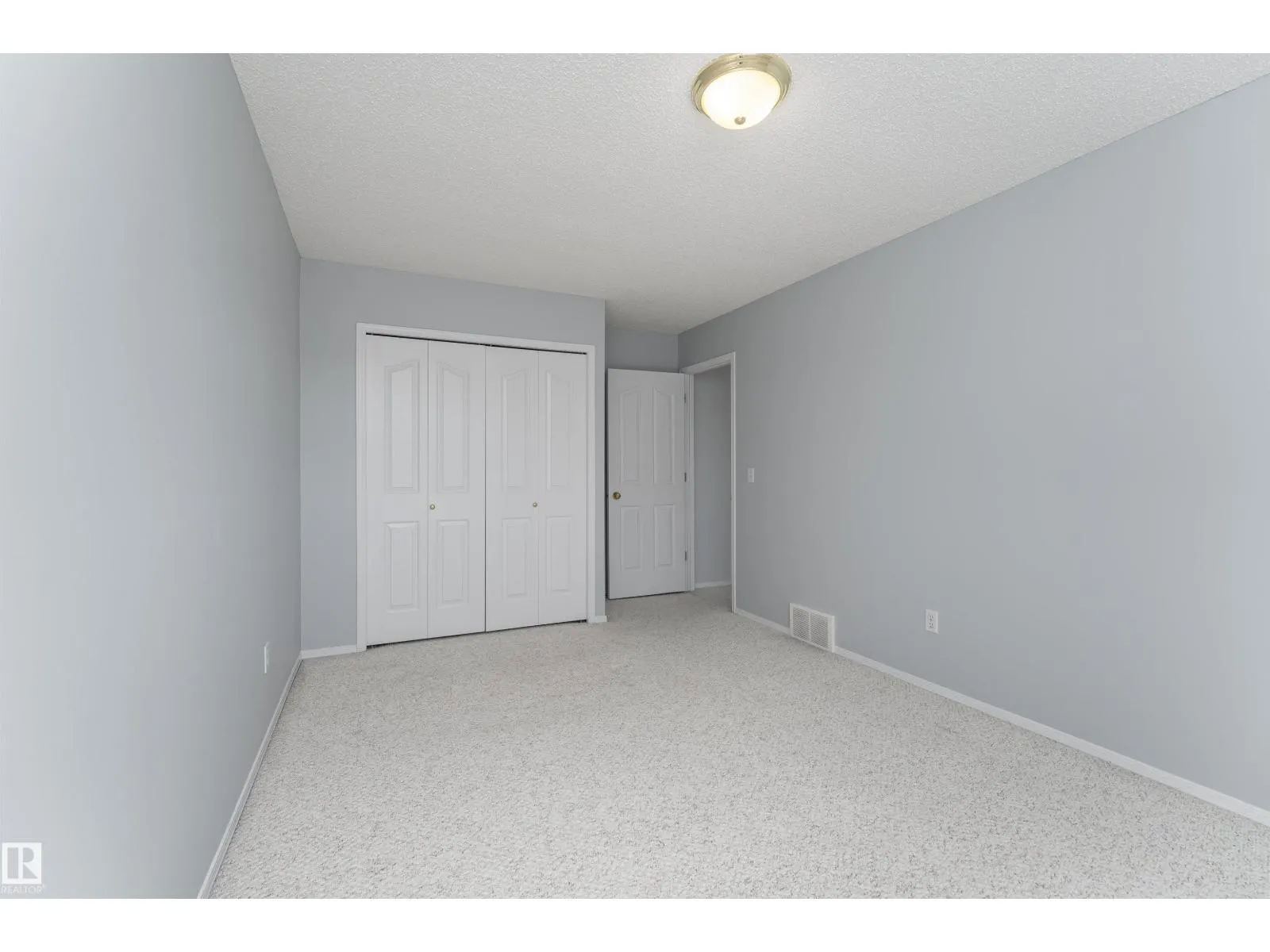 1027 GRAHAM CO NW