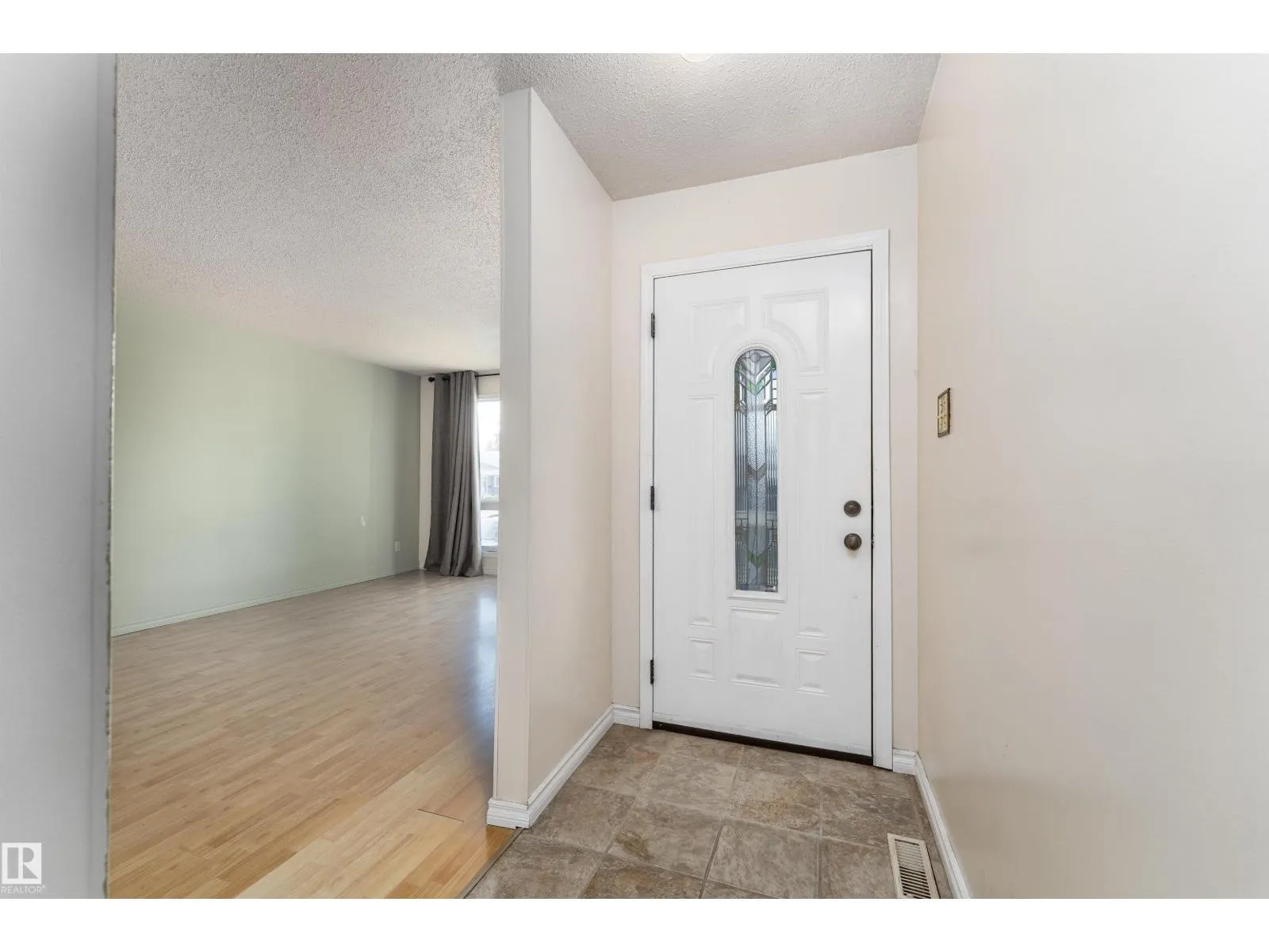 4114 43B AV
