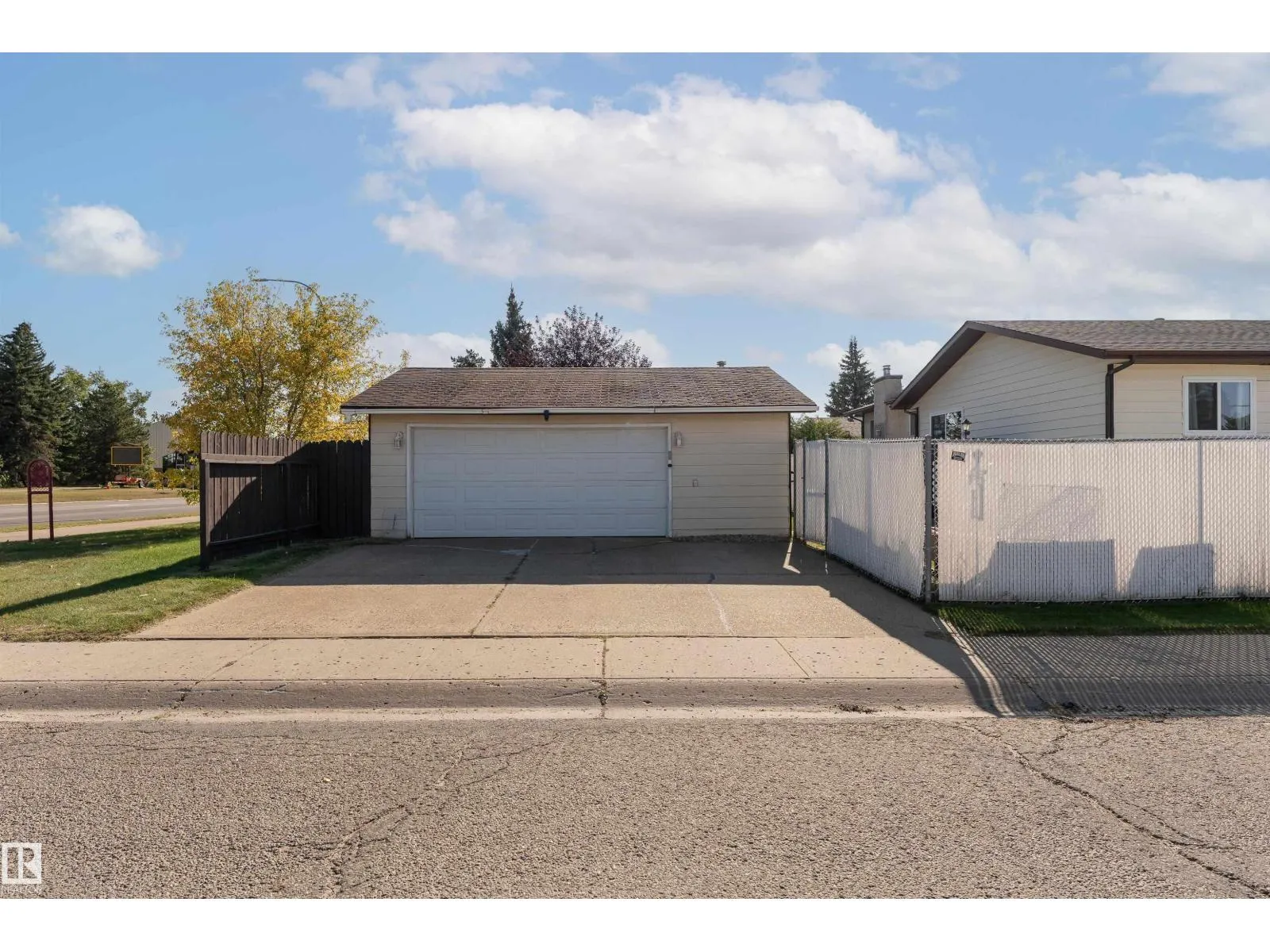 4114 43B AV