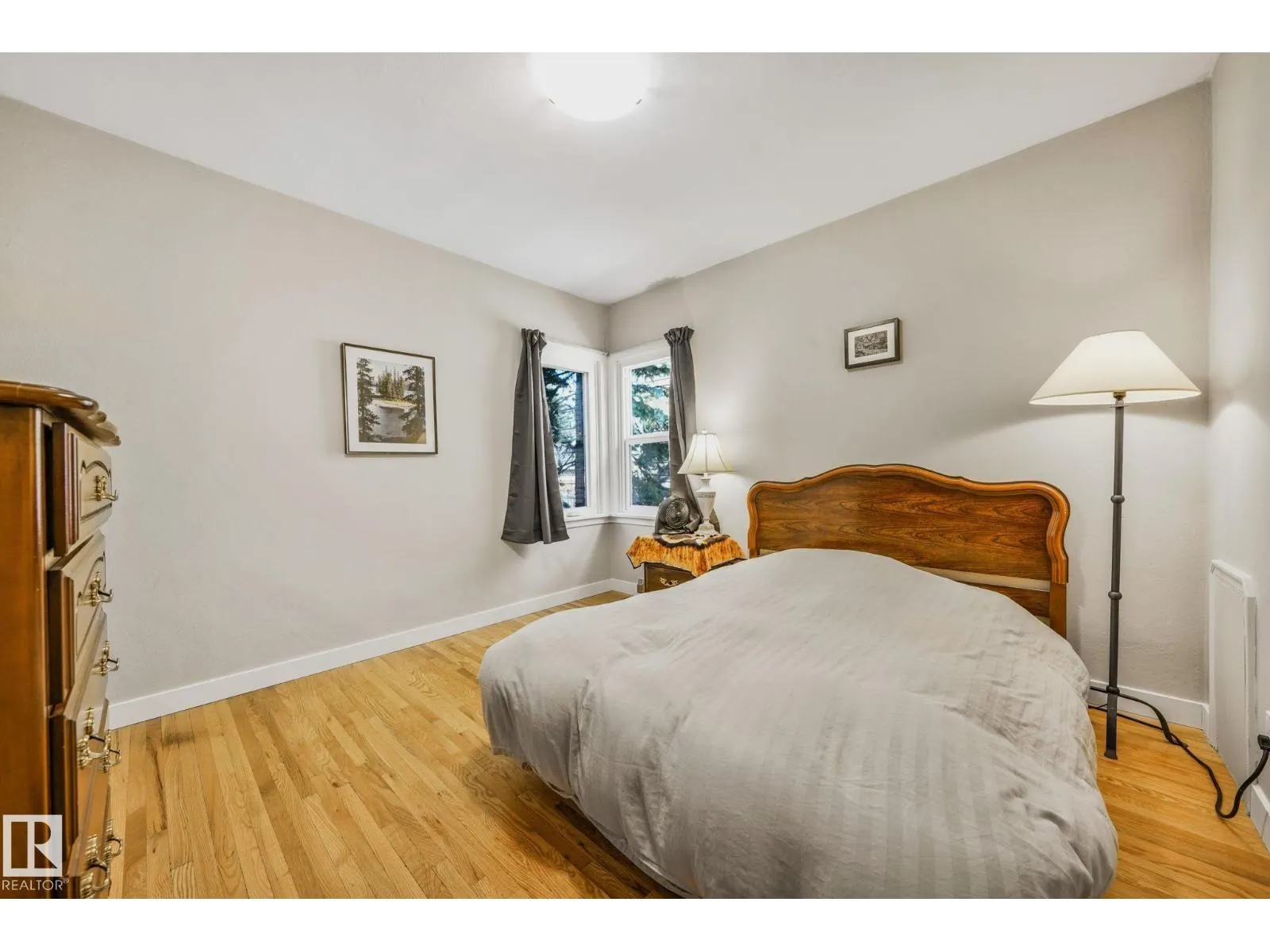 11522 101 ST NW