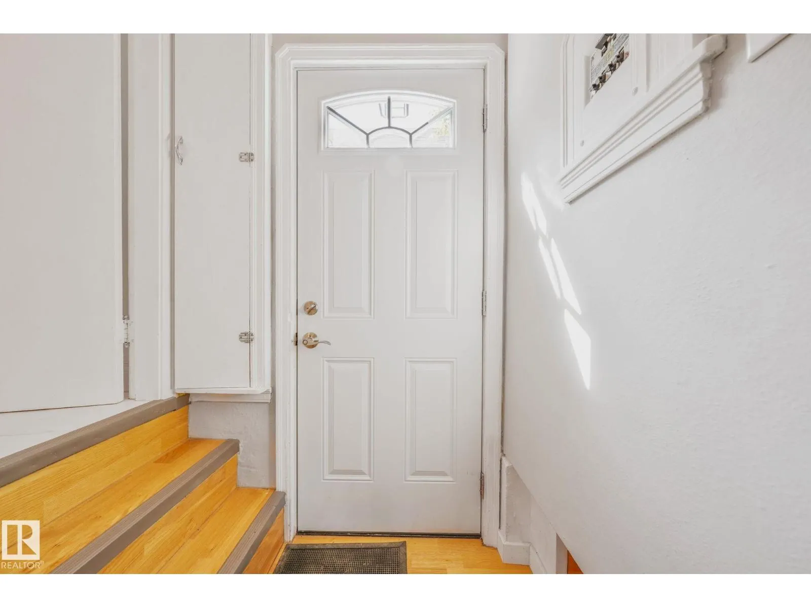 11522 101 ST NW