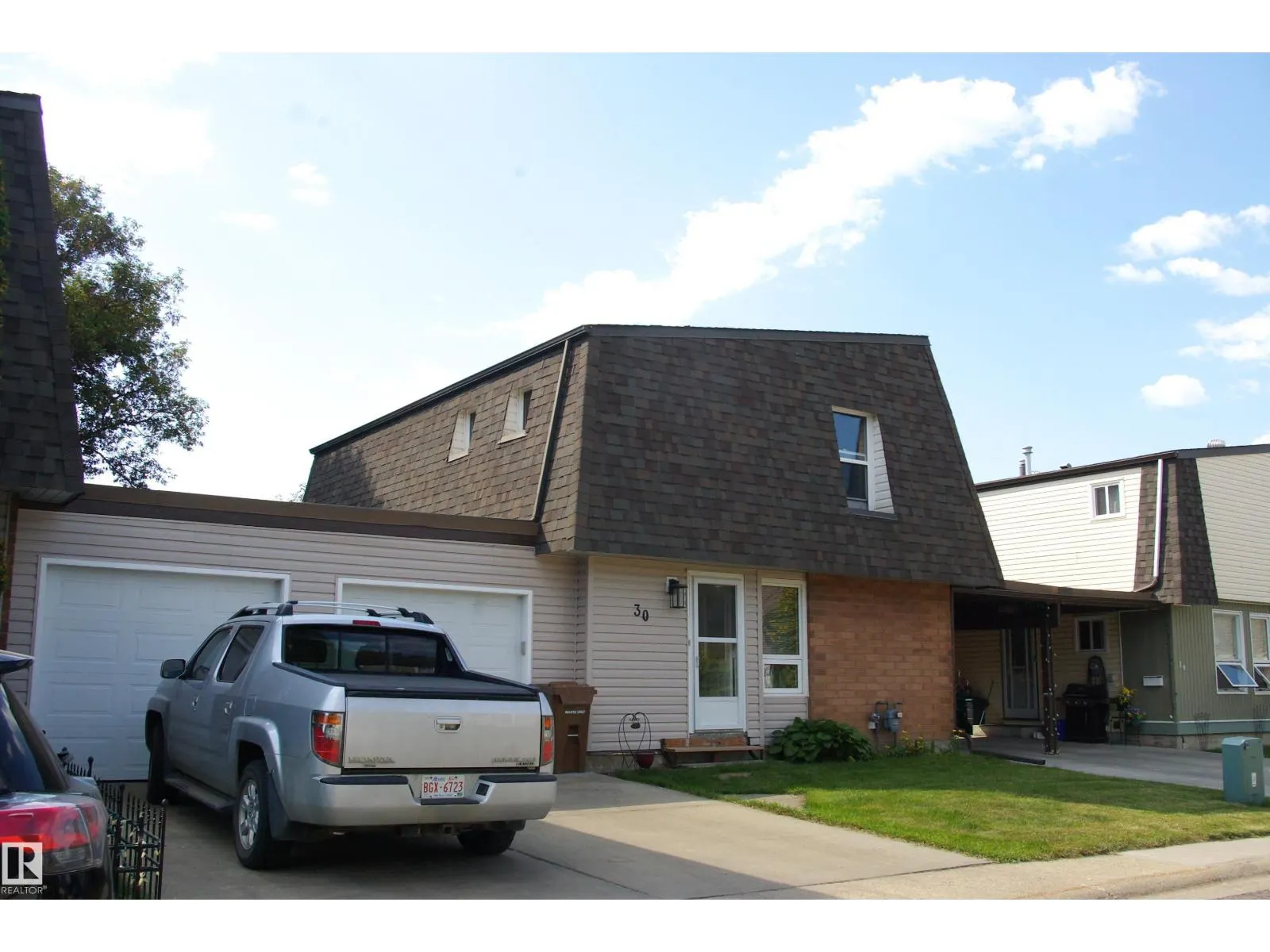 30 GREENFIELD ES