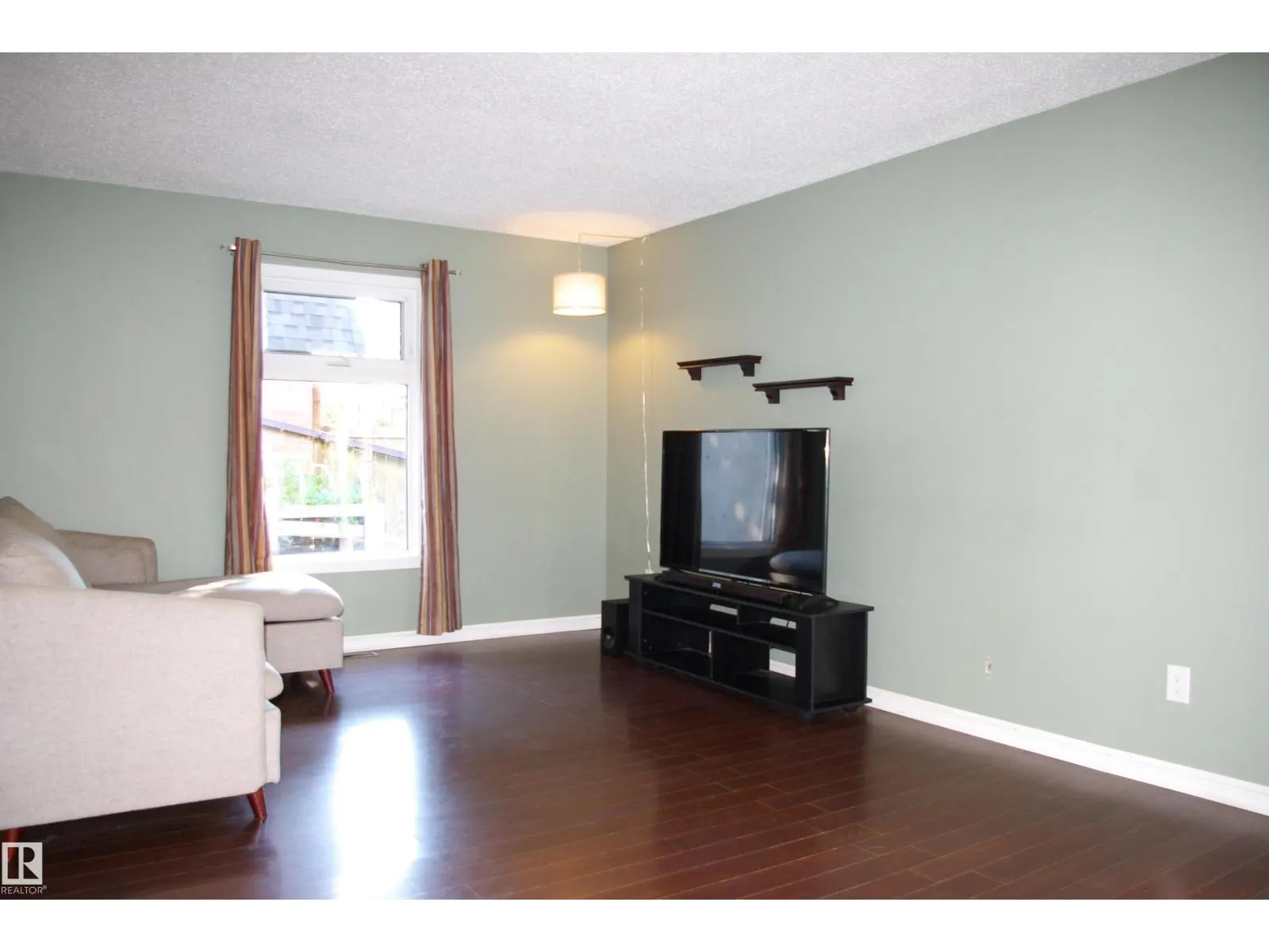 30 GREENFIELD ES