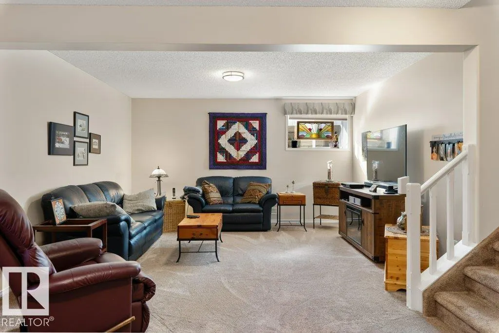 #55 85 GERVAIS RD