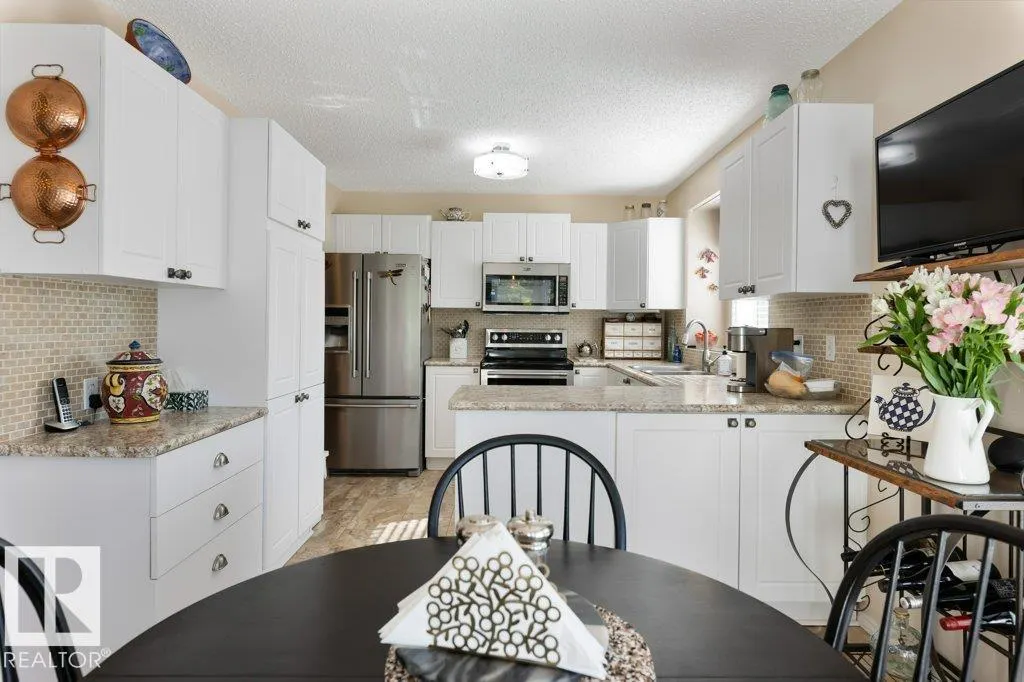 #55 85 GERVAIS RD