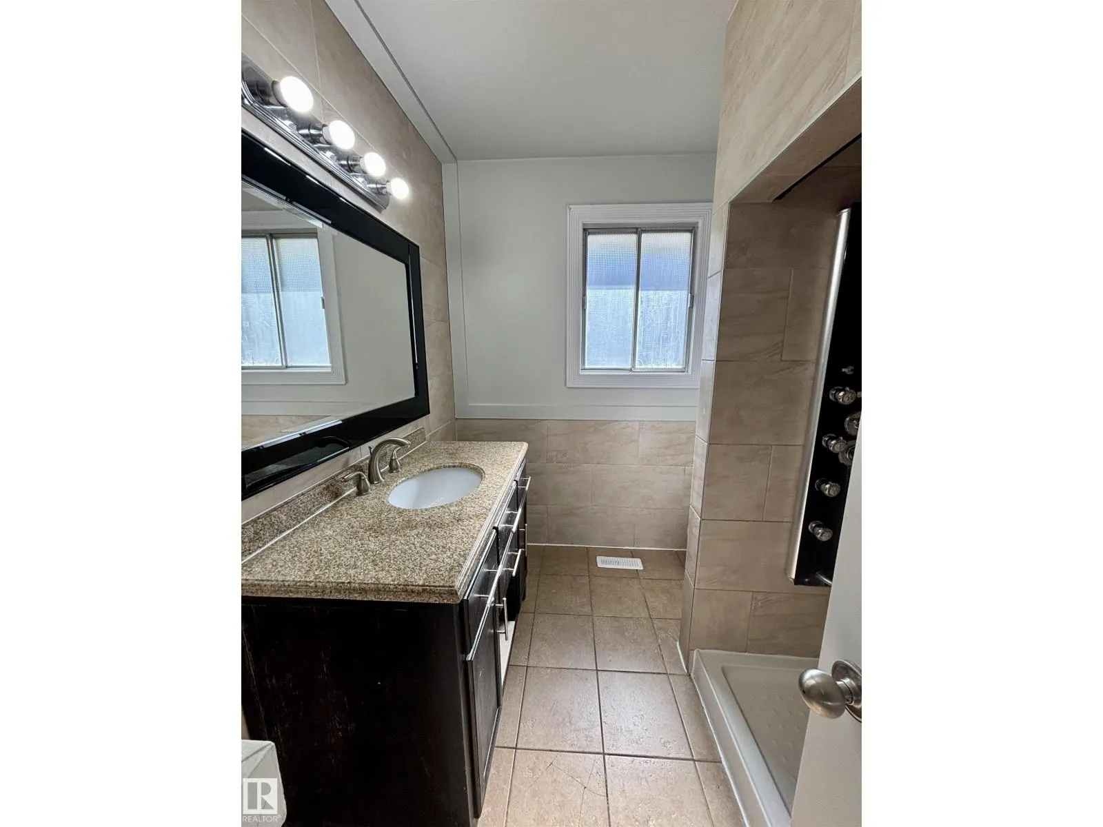58 Menlo CR