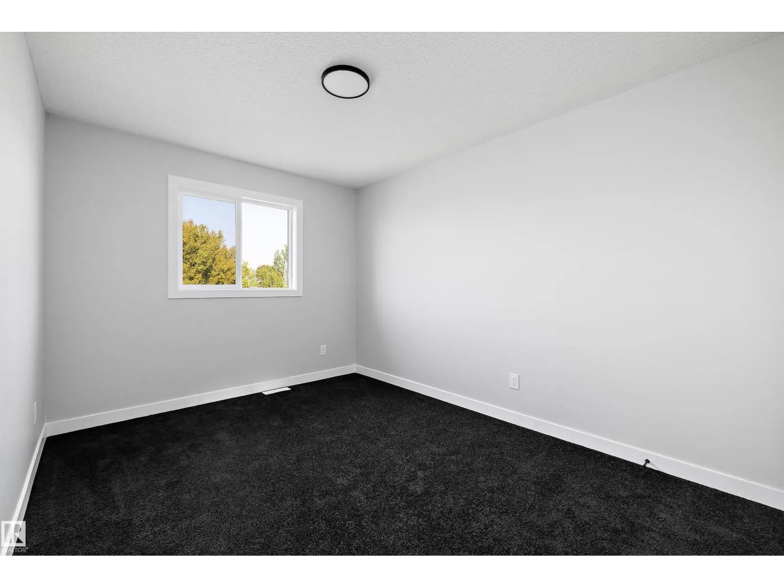 36 MAPLE CR