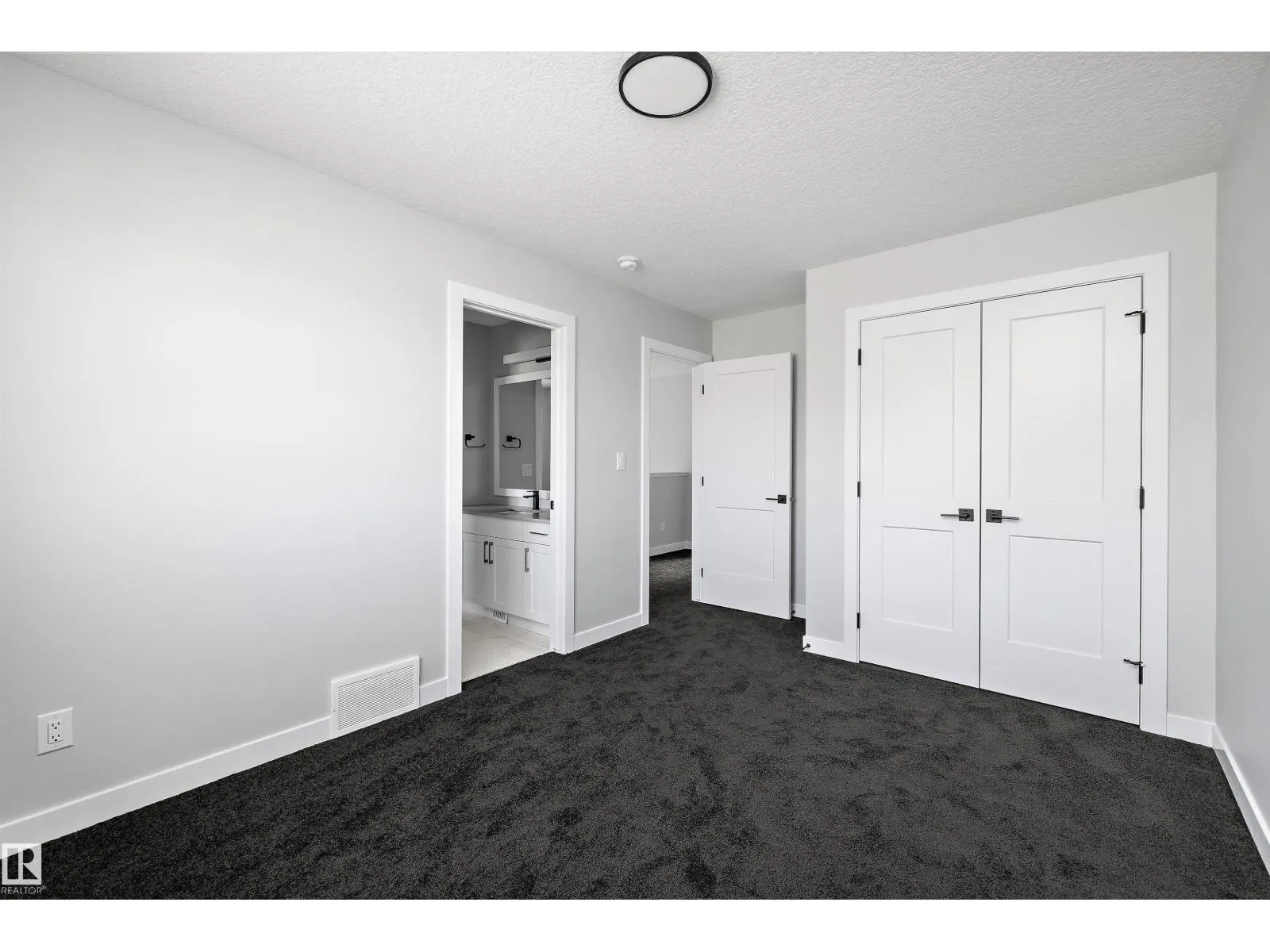 36 MAPLE CR