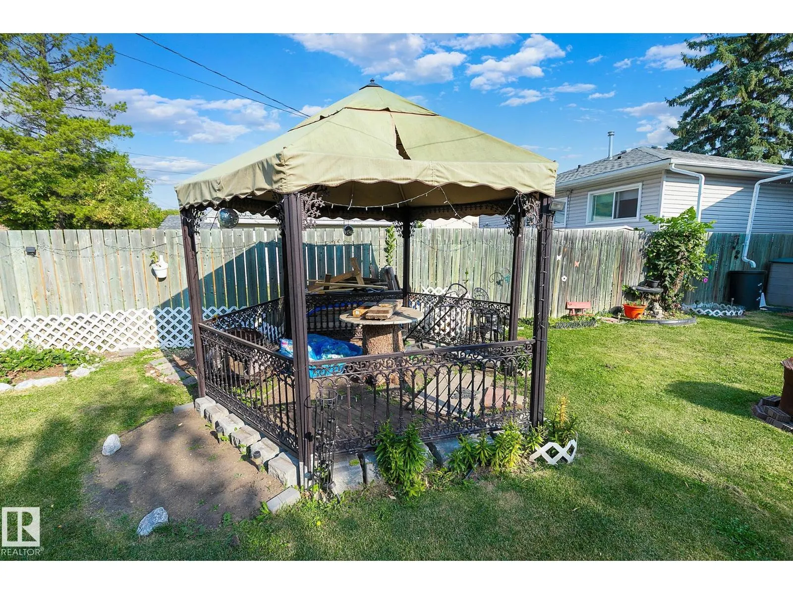 11844 ST ALBERT TR NW
