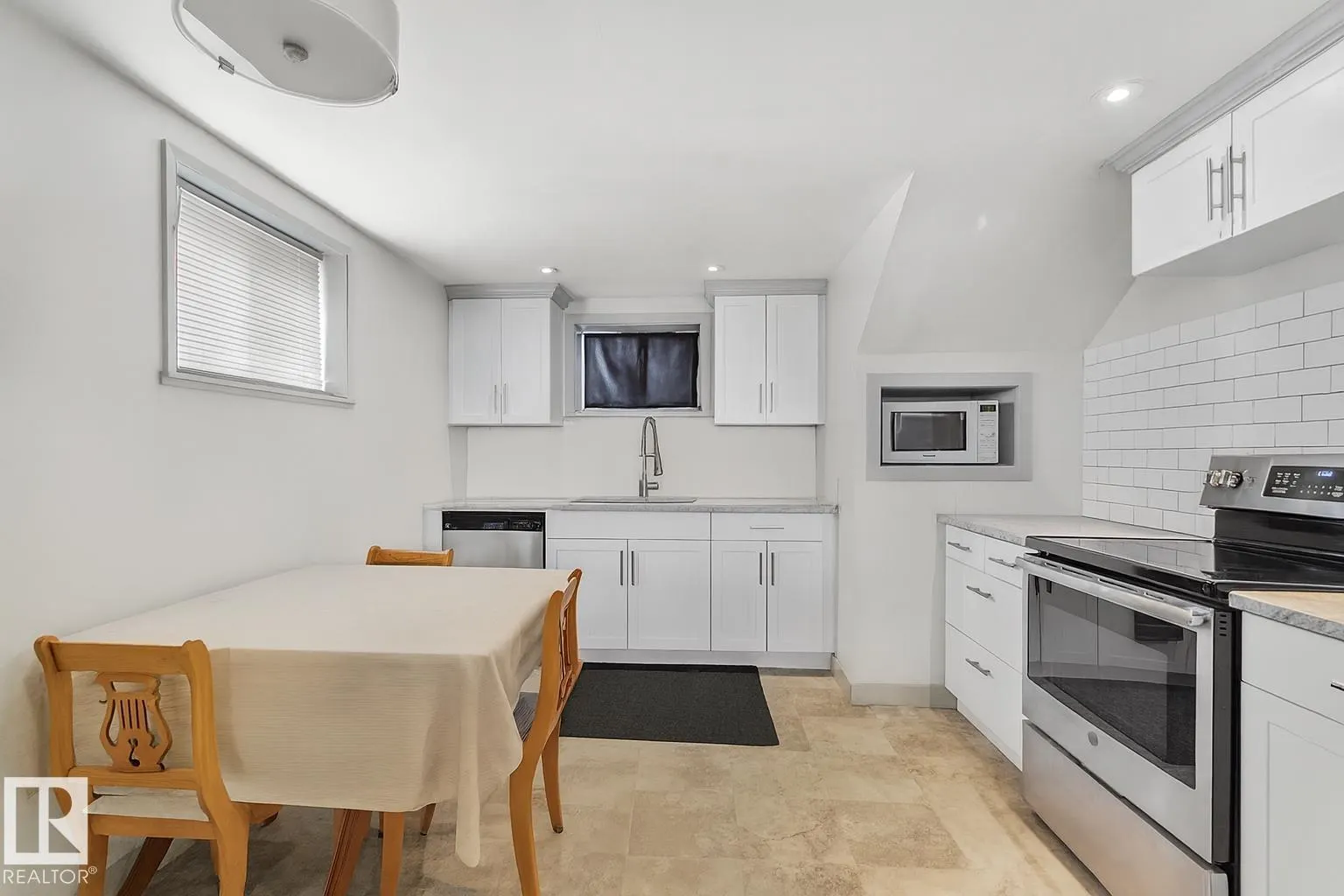 11844 ST ALBERT TR NW