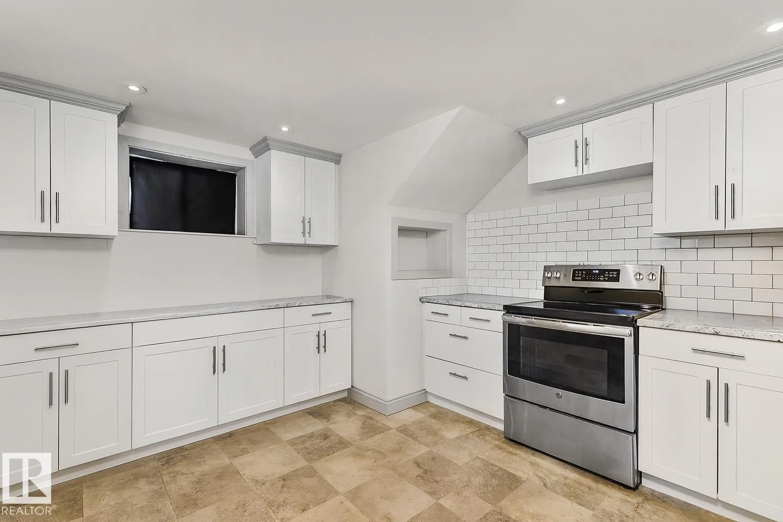 11844 ST ALBERT TR NW