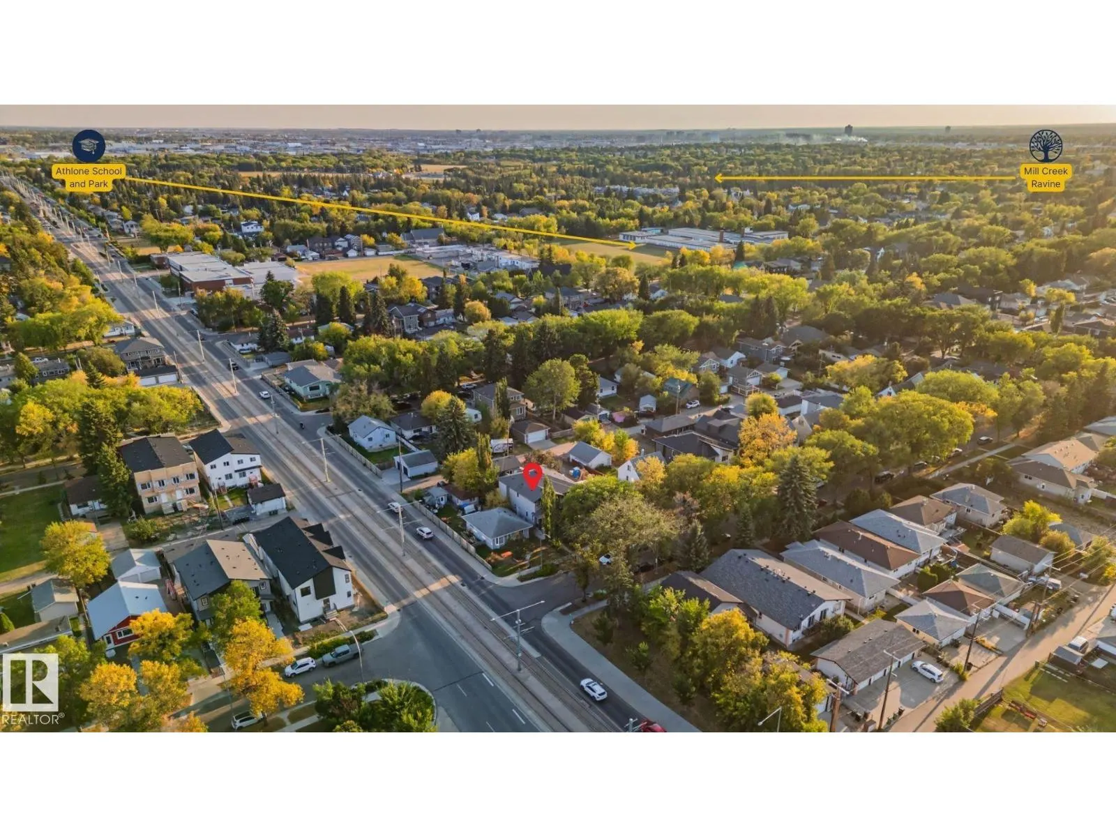 8307 81 AV NW