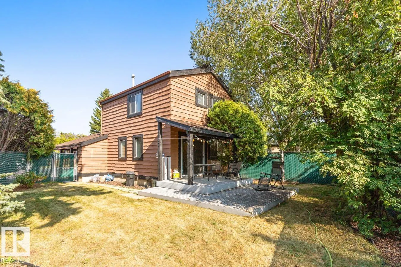 5613 92C AV NW
