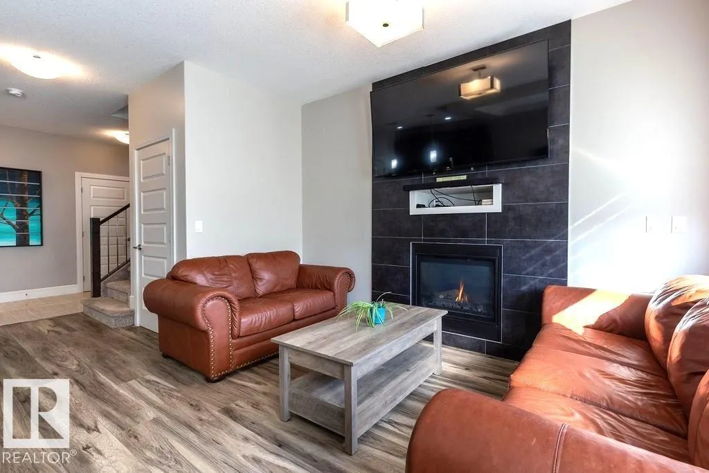 3607 HUMMINGBIRD WY NW
