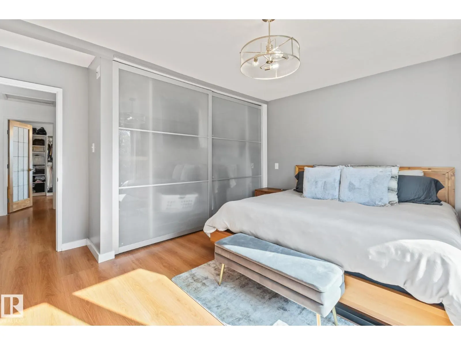 54 LAROSE DR