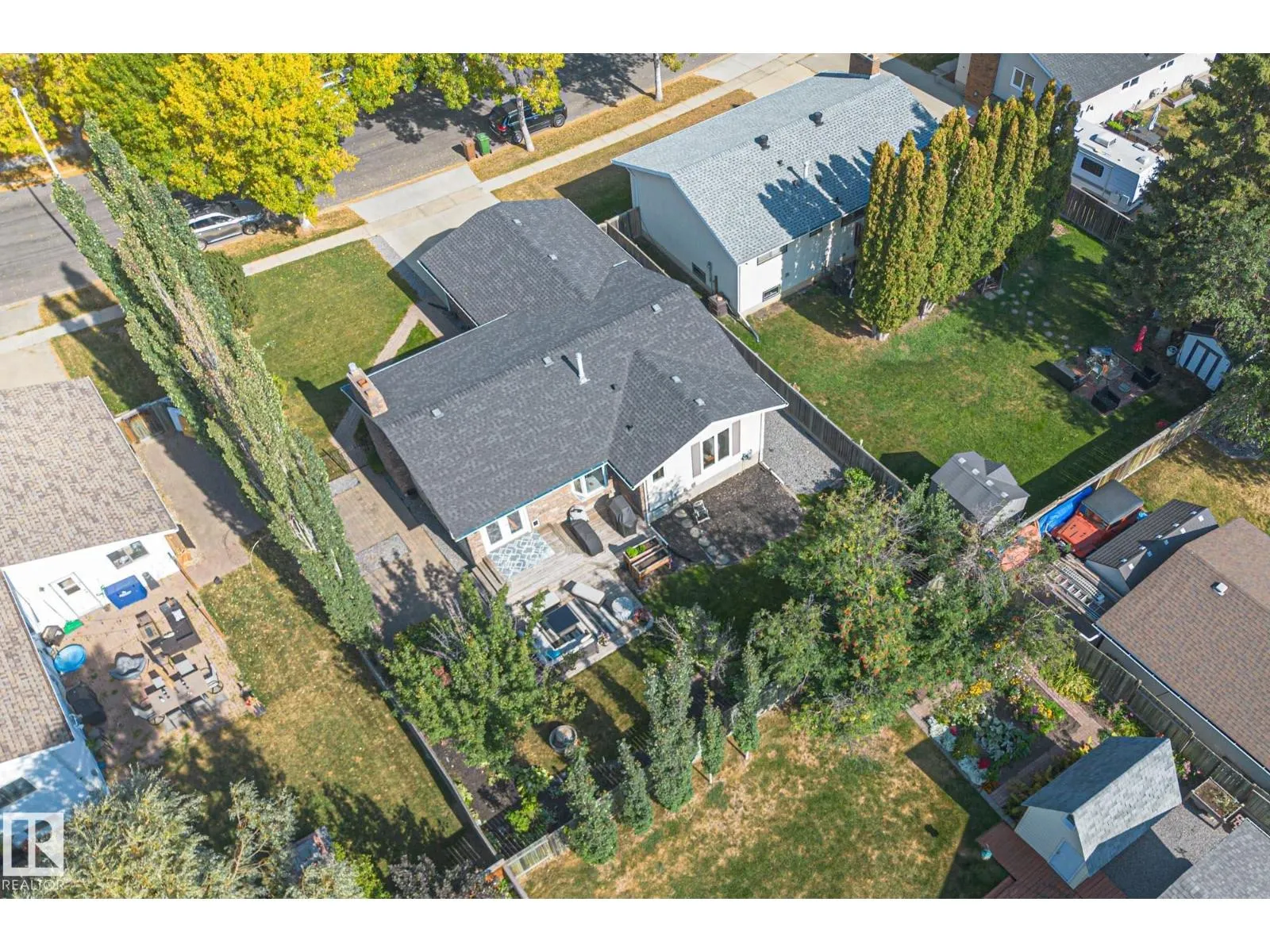 54 LAROSE DR