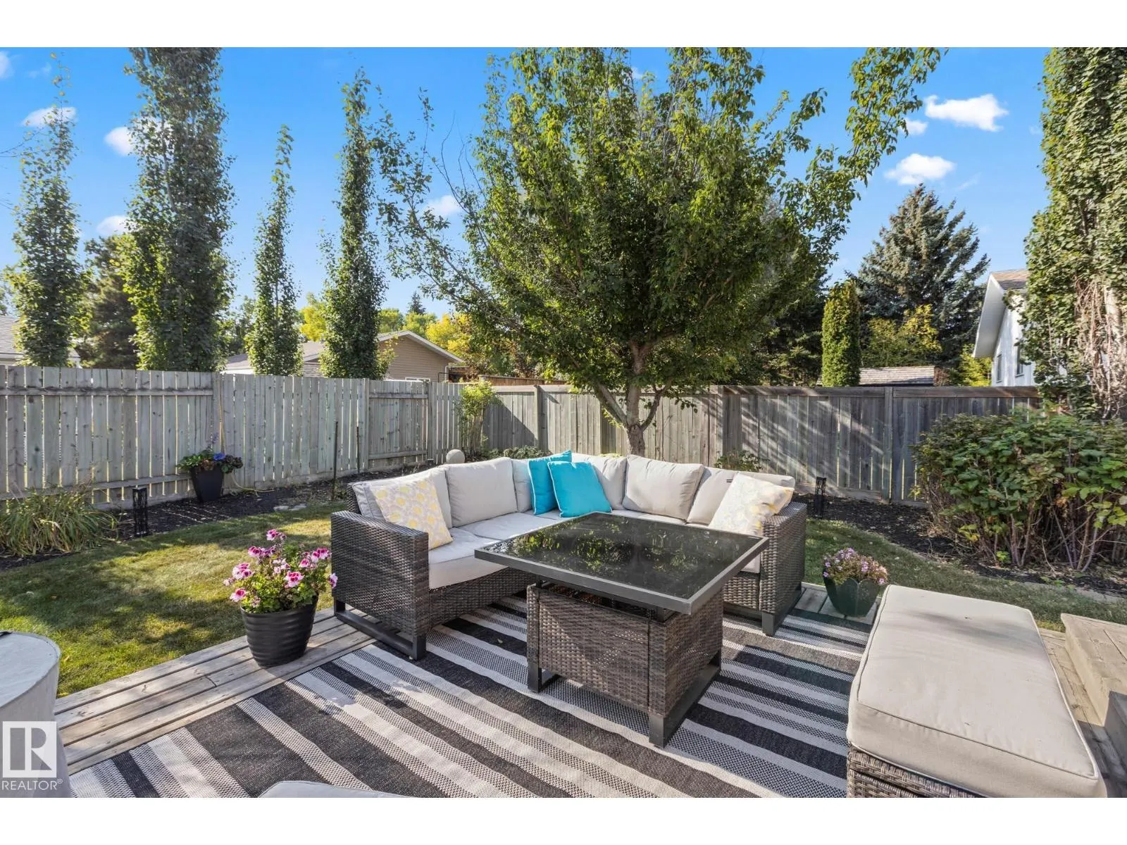 54 LAROSE DR