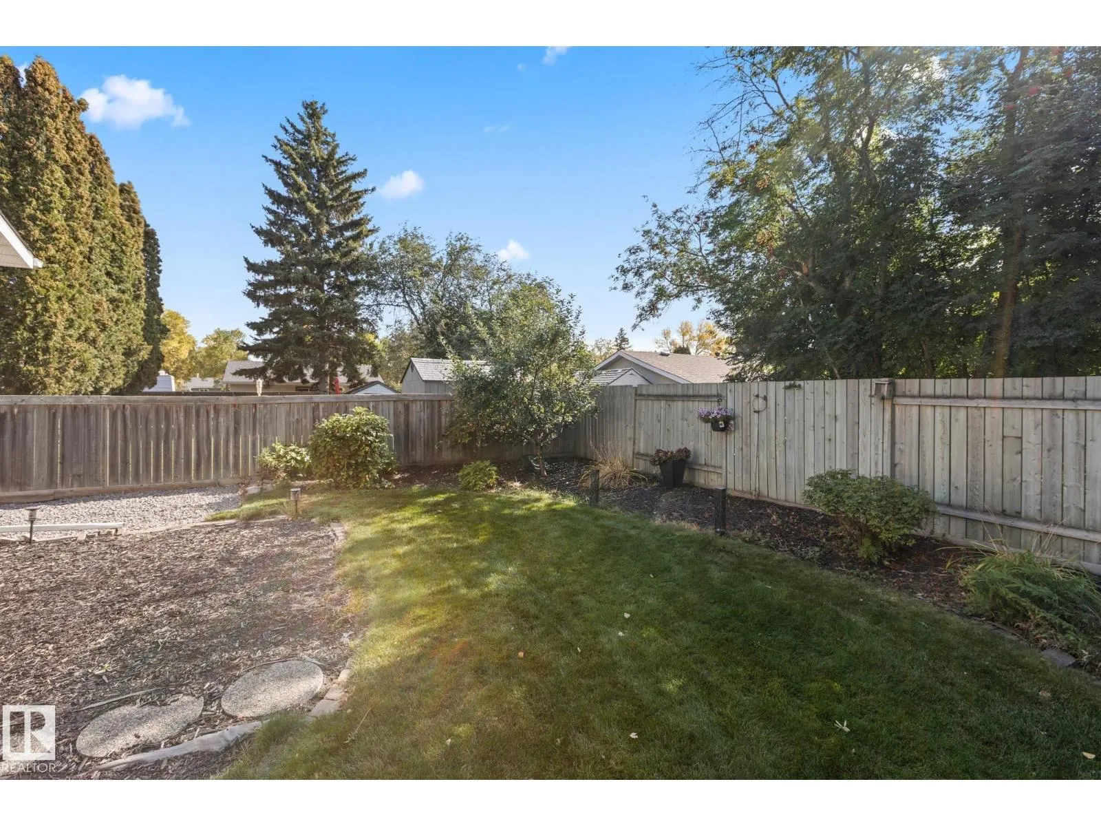 54 LAROSE DR