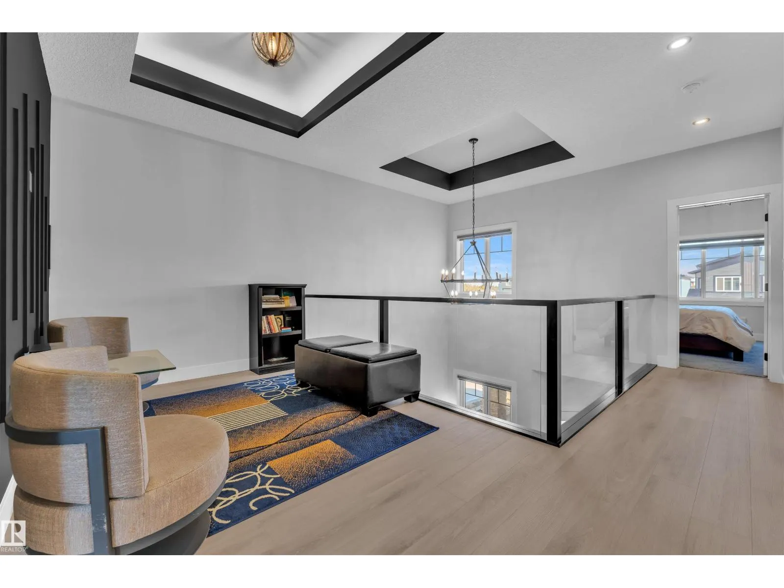 5930 18 ST NE