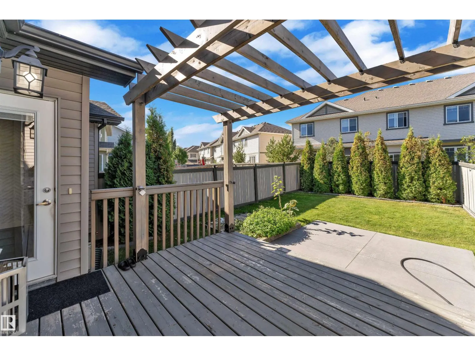 728 177 ST SW