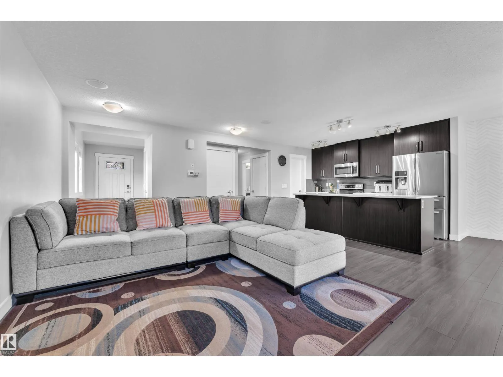 728 177 ST SW