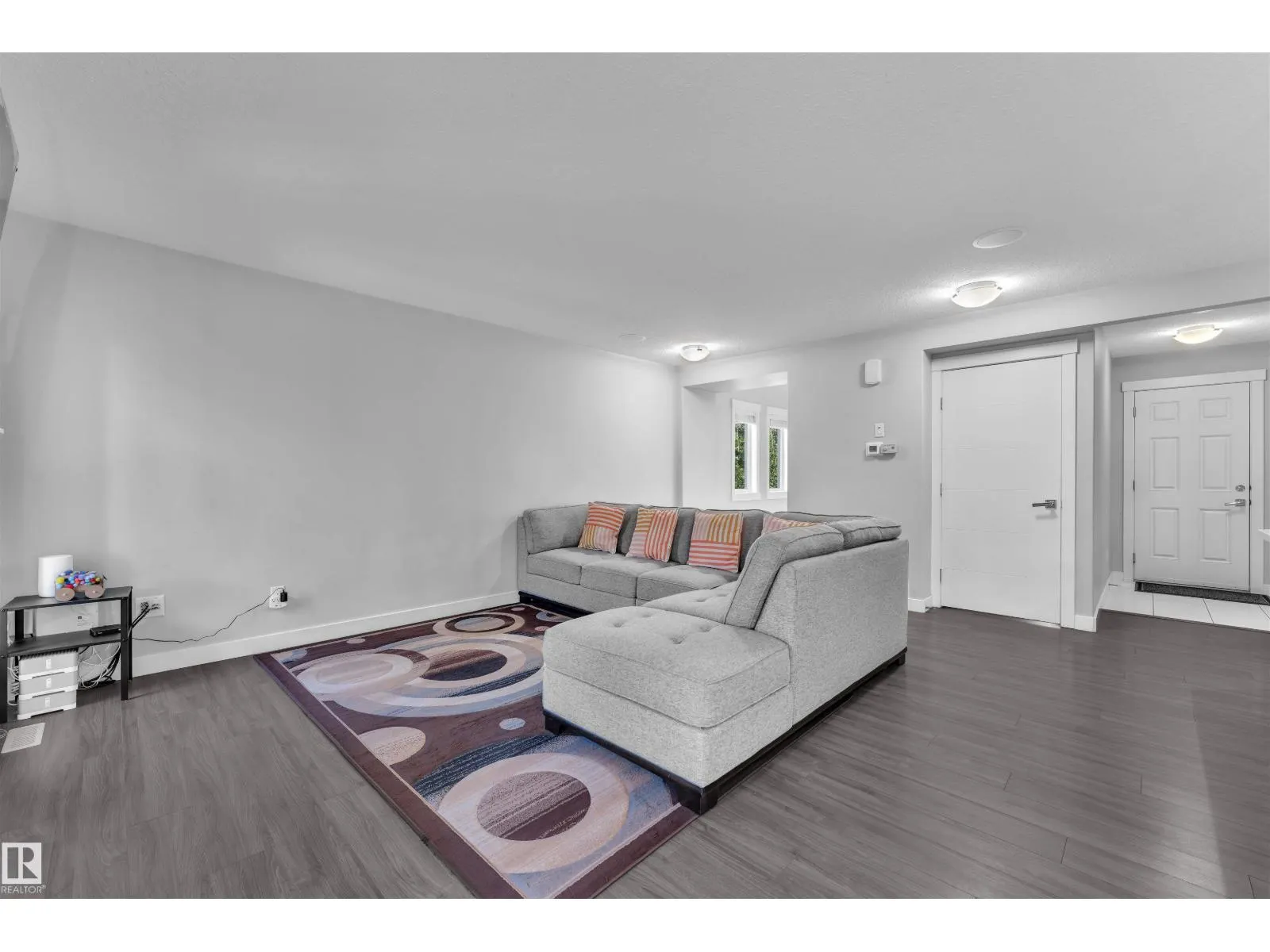 728 177 ST SW
