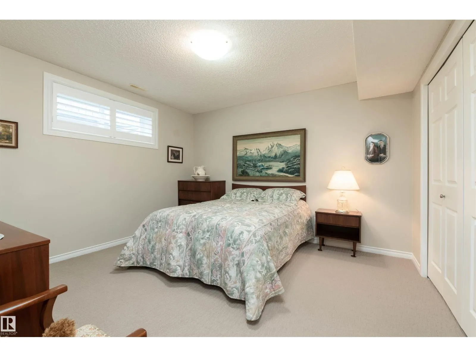 287 RIDGELAND CR