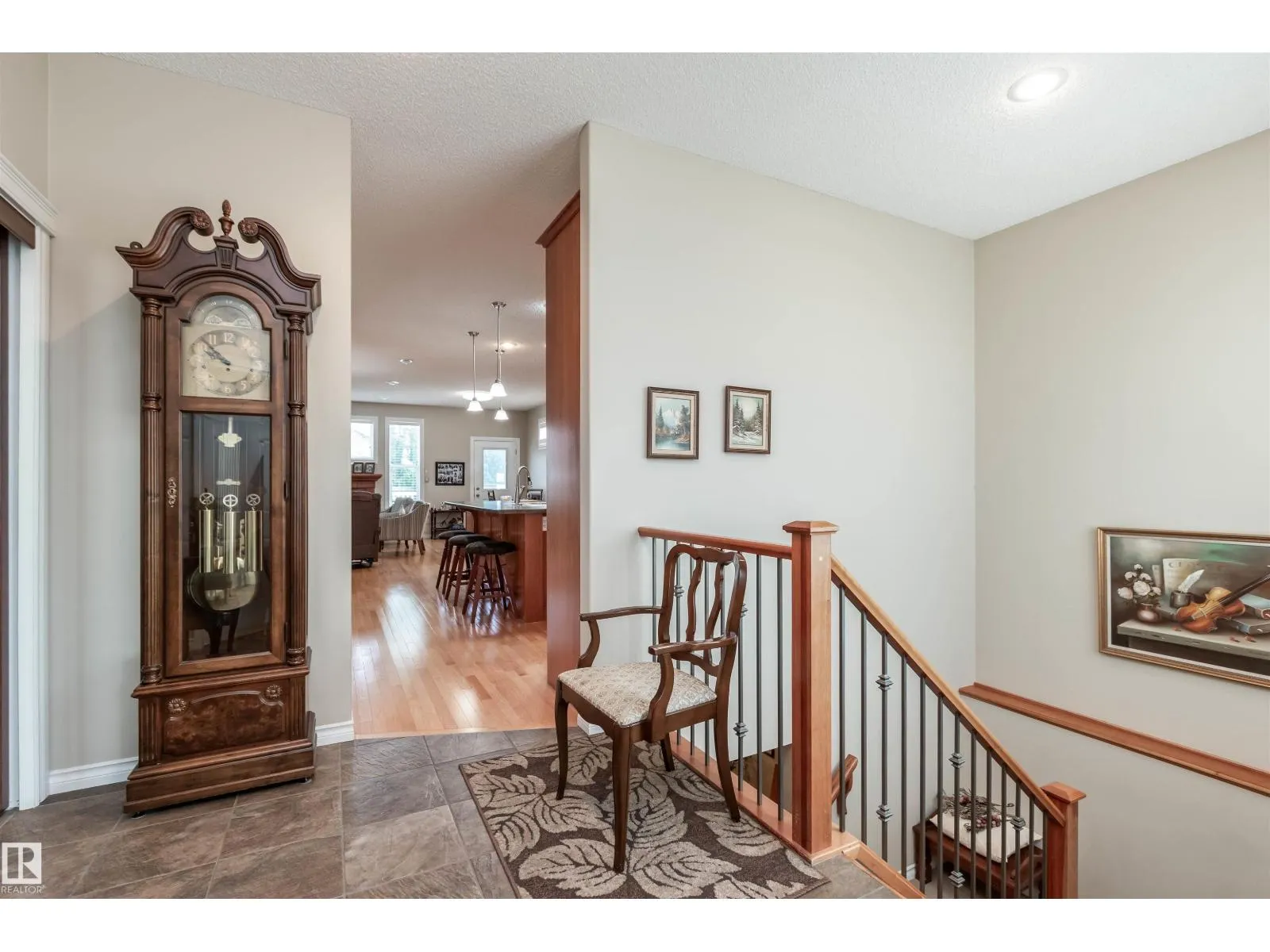287 RIDGELAND CR