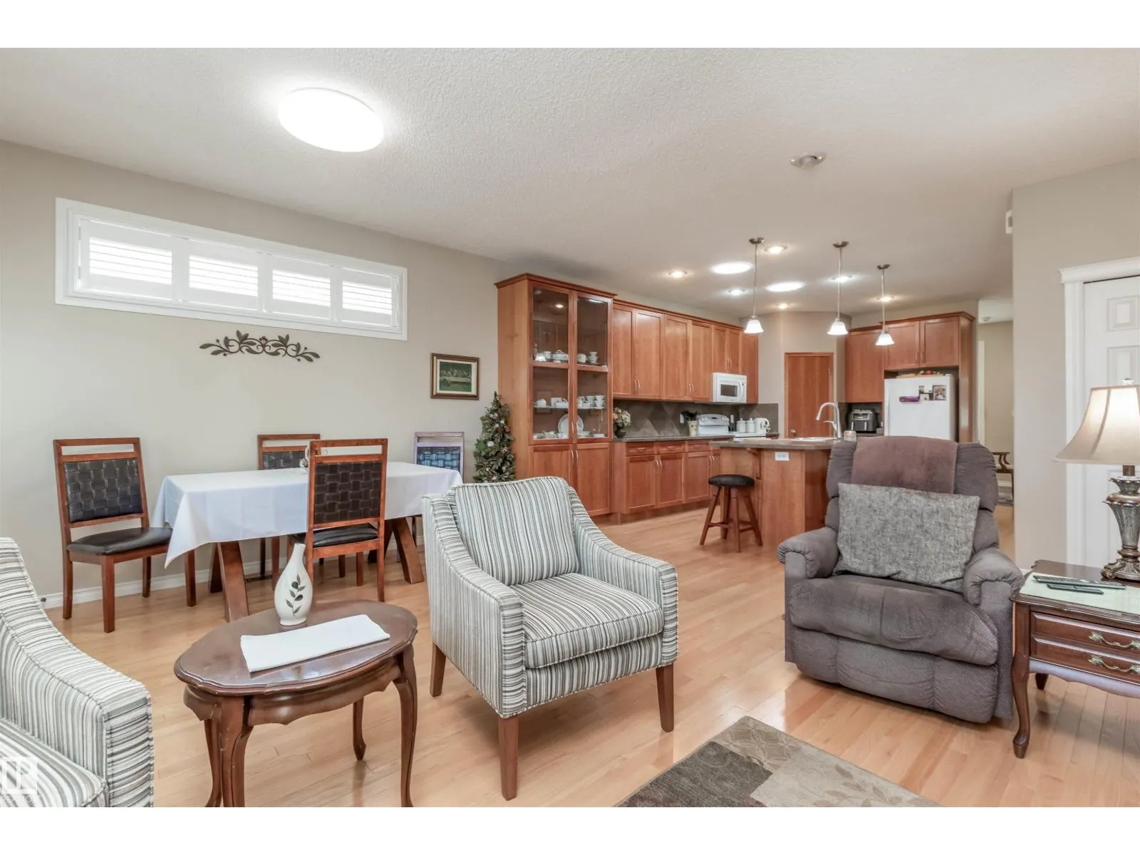 287 RIDGELAND CR