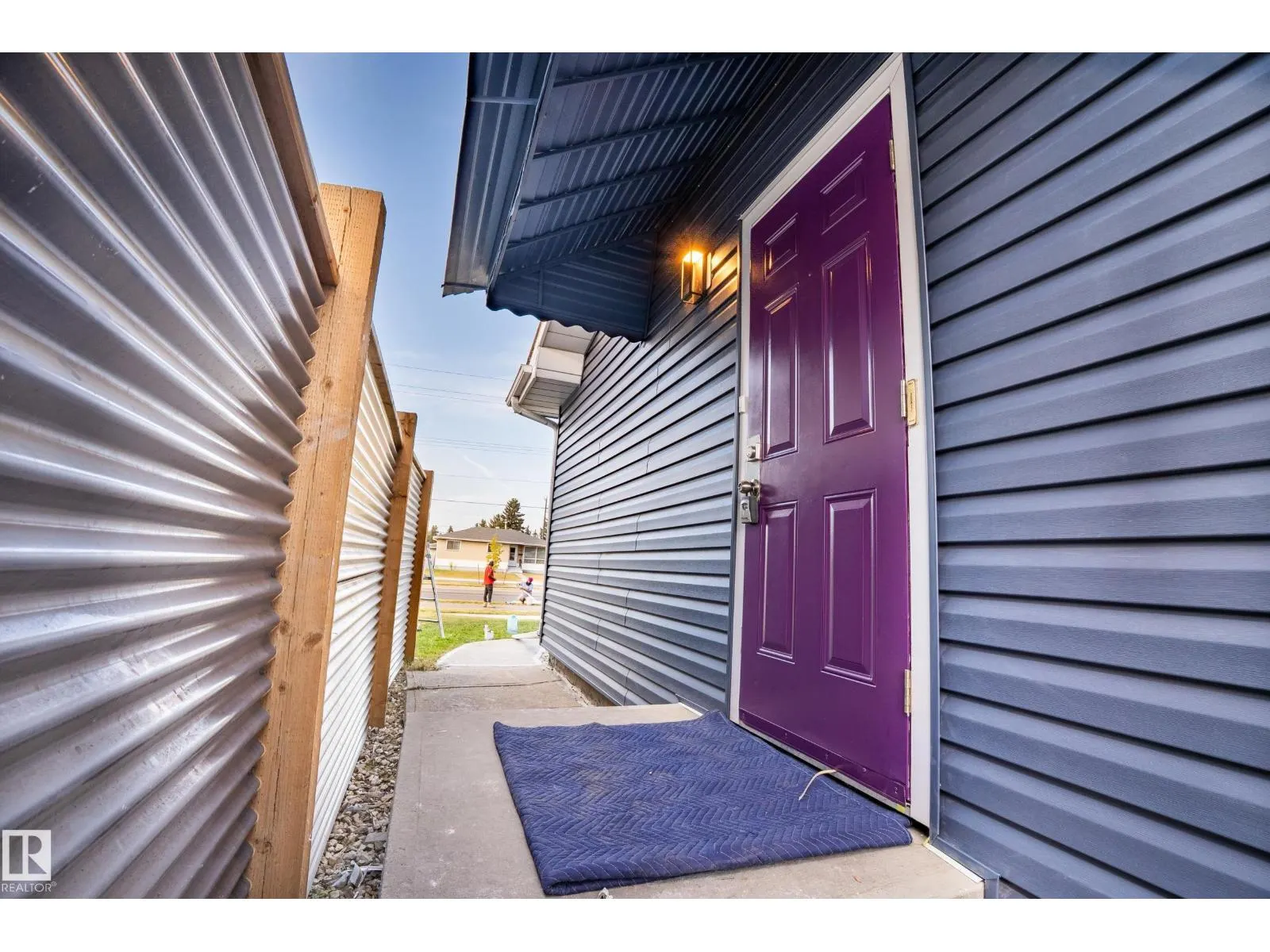 10607 132 ave AV NW