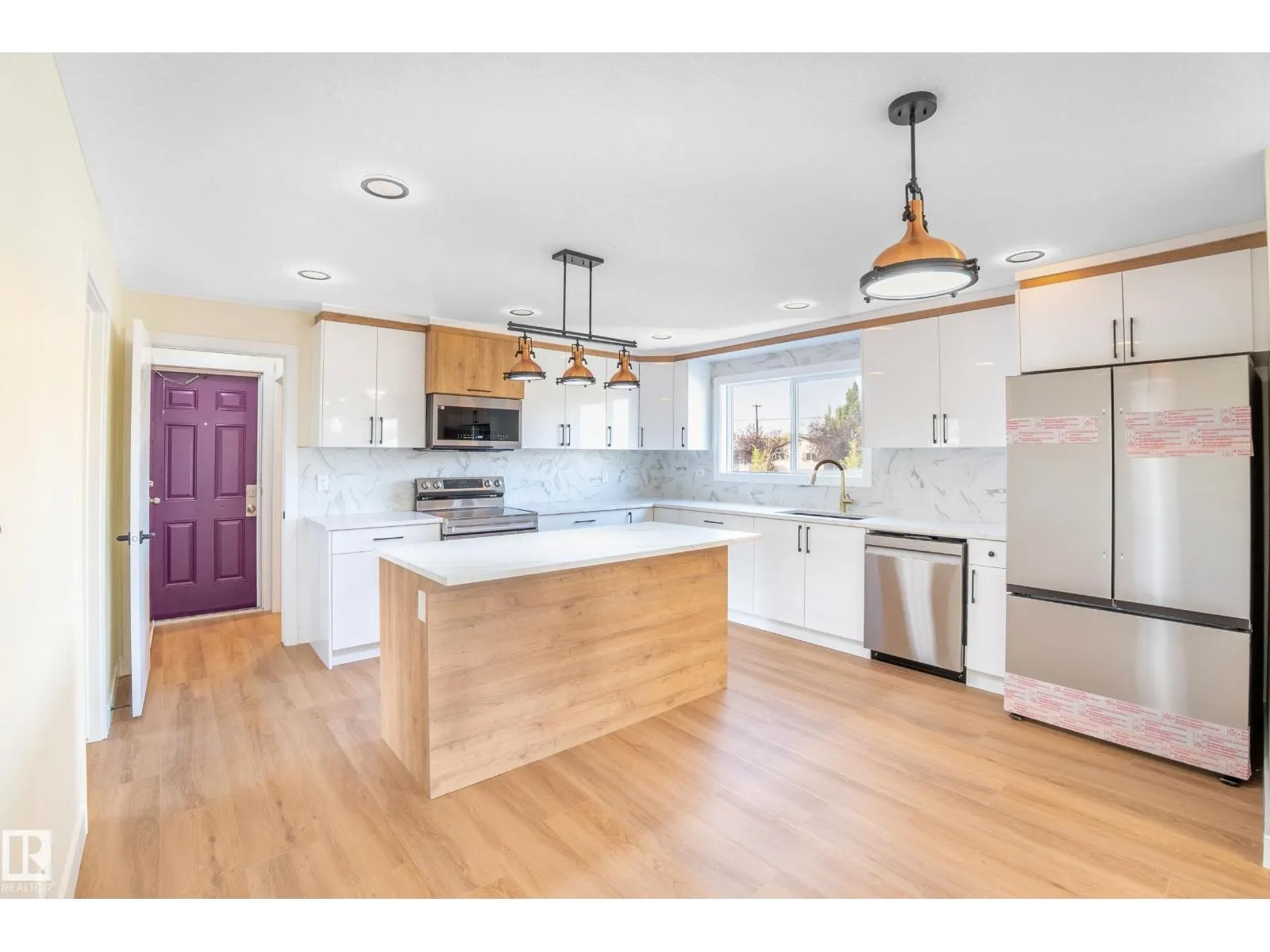 10607 132 ave AV NW