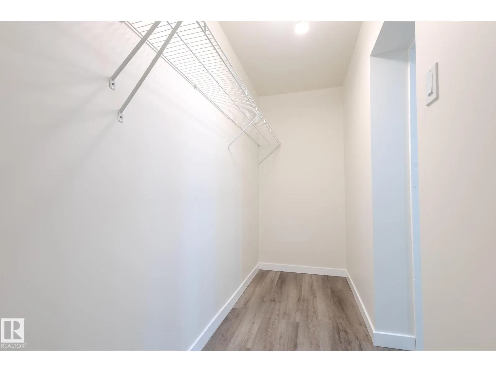 10524 134 AV NW