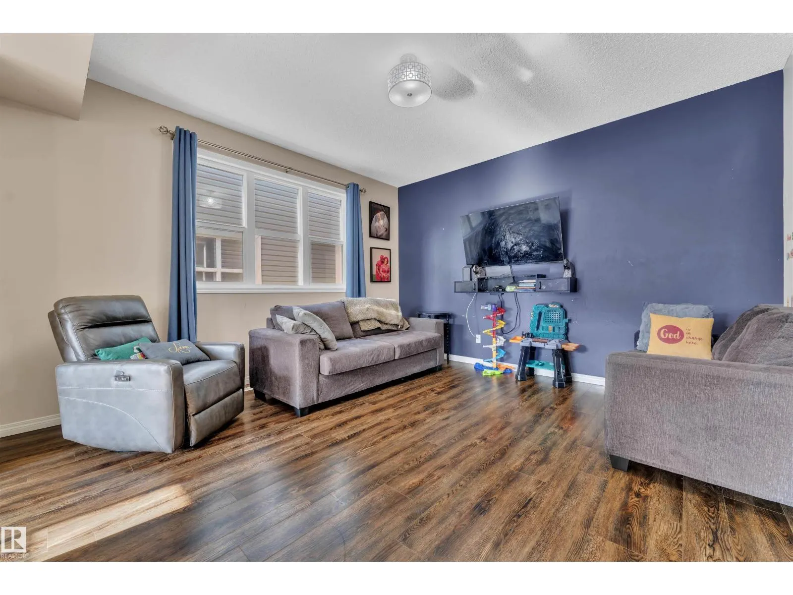 20108 19 AV NW