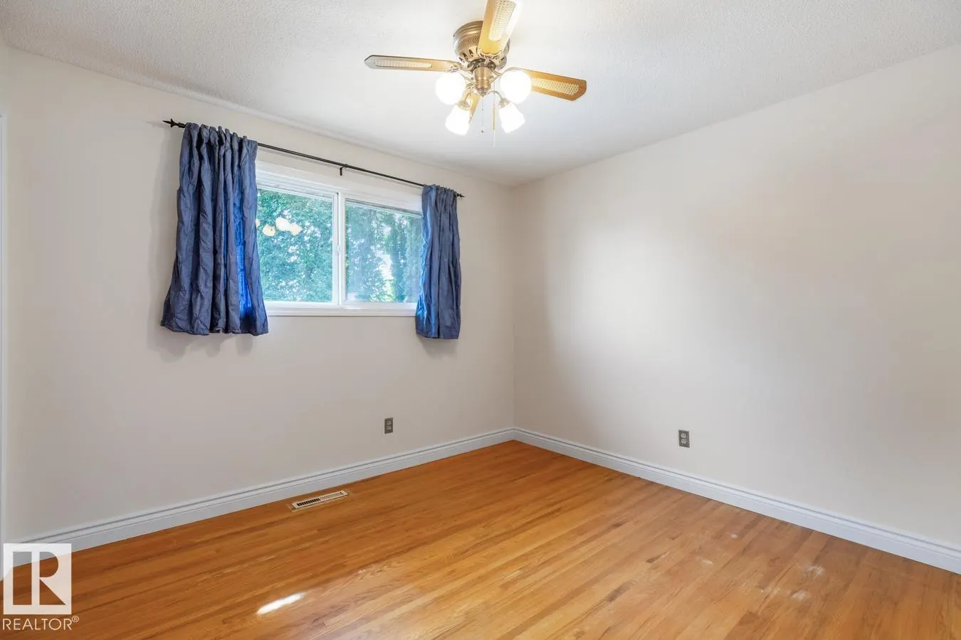 11103 34 ST NW