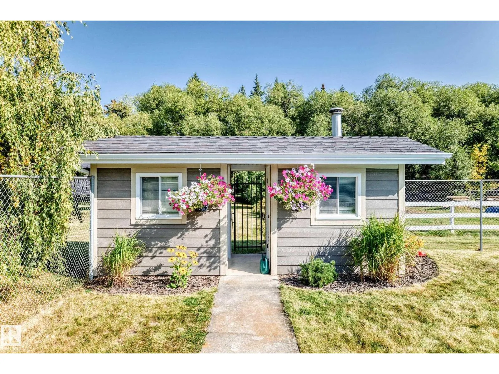 #24 51514 RGE ROAD 261