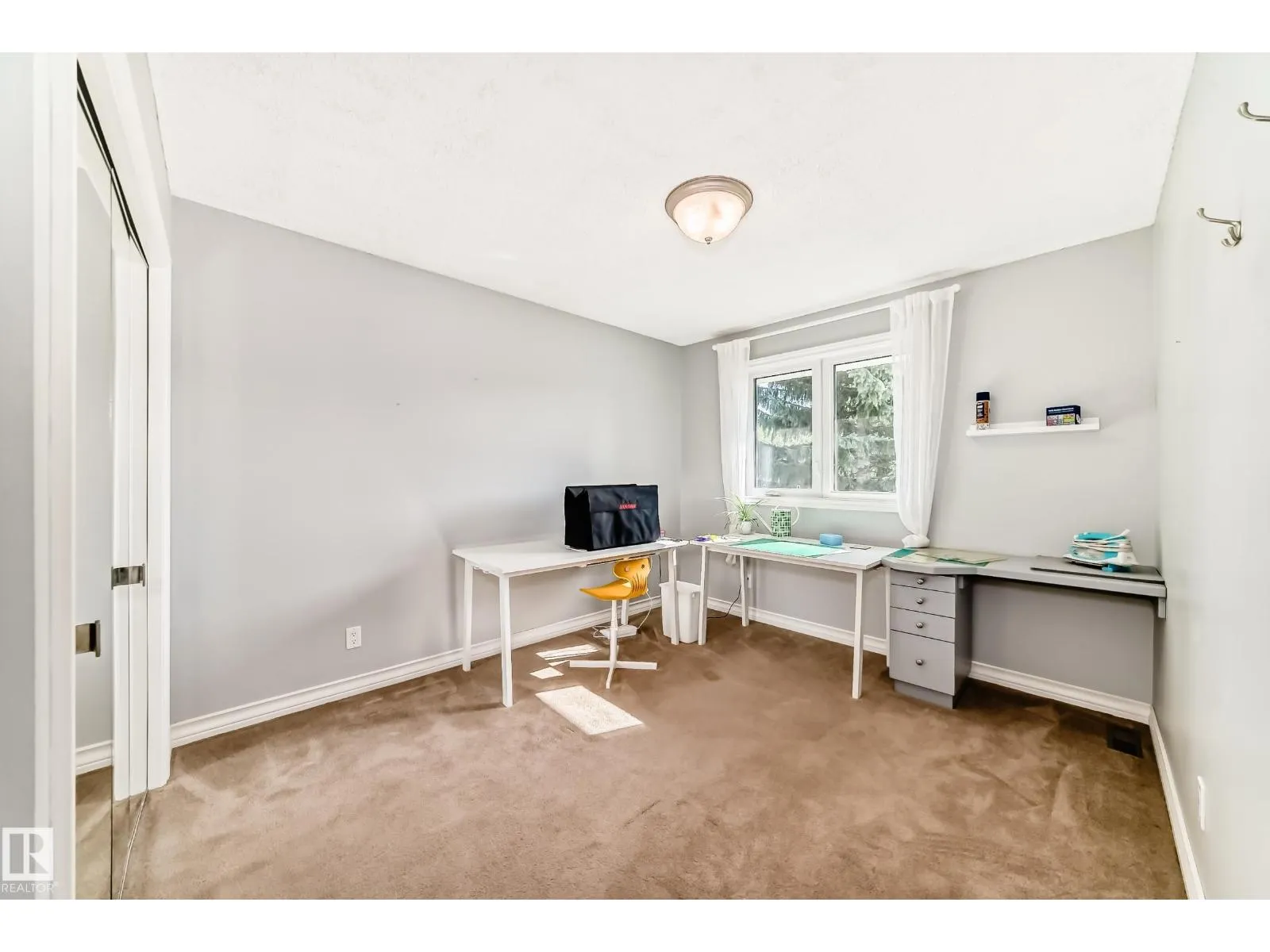 #24 51514 RGE ROAD 261